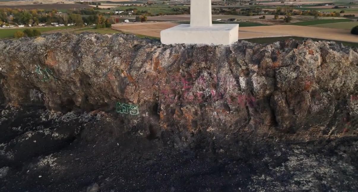 DJI Flip (RC-N3), Drone With 4K UHD Camera for Adults, Under 249 g, 3-Axis Gimbal Stabilization, 44000ft/13km Video Transmission, Palm Takeoff, Auto Return, Intelligent, 31-Min Flight Time customer photo 2