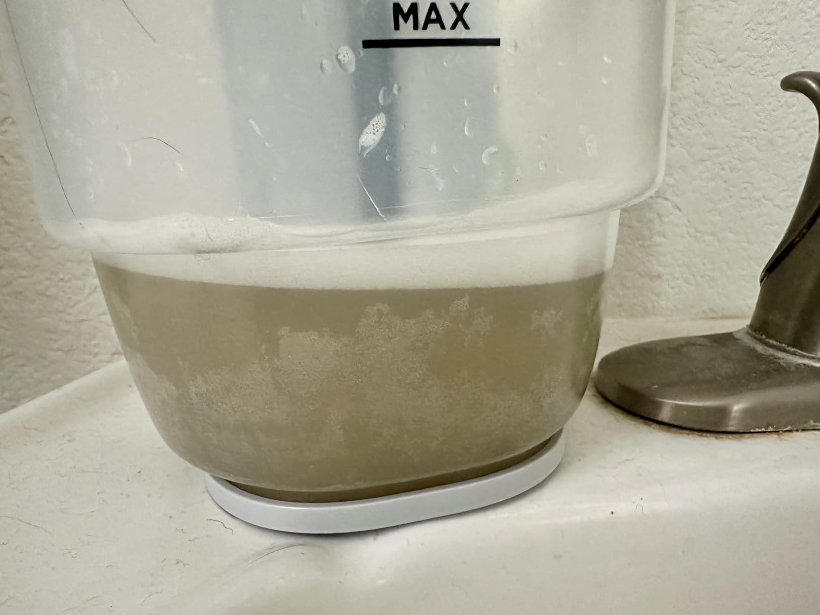 BISSELL Little Green Mini Portable Carpet and Upholstery Deep Cleaner, Car/Auto Detailer, with HydroRinse Self-Cleaning Tool and 4