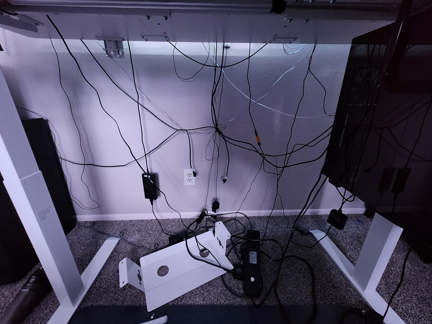 Univivi No Drill Under Desk Cable Management Tray, 36