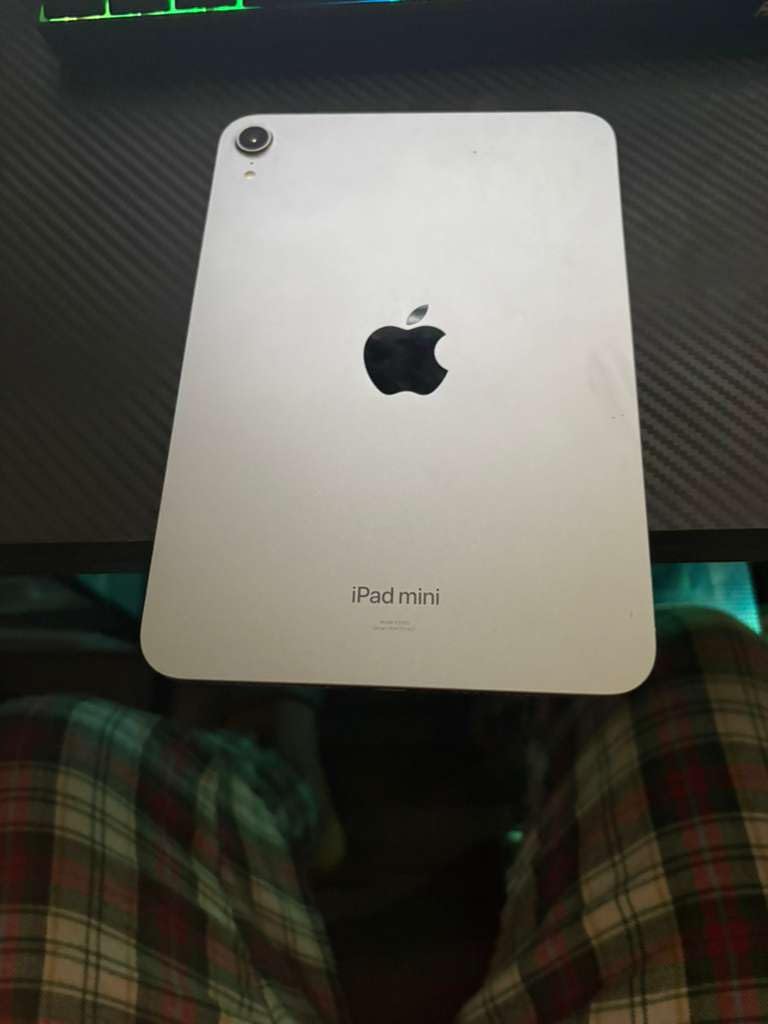 iPad mini (A17 Pro): Apple Intelligence, 8.3-inch Liquid Retina Display, 512GB, Wi-Fi 6E, 12MP Front/12MP Back Camera, Touch ID, All-Day Battery Life - Blue customer photo 1