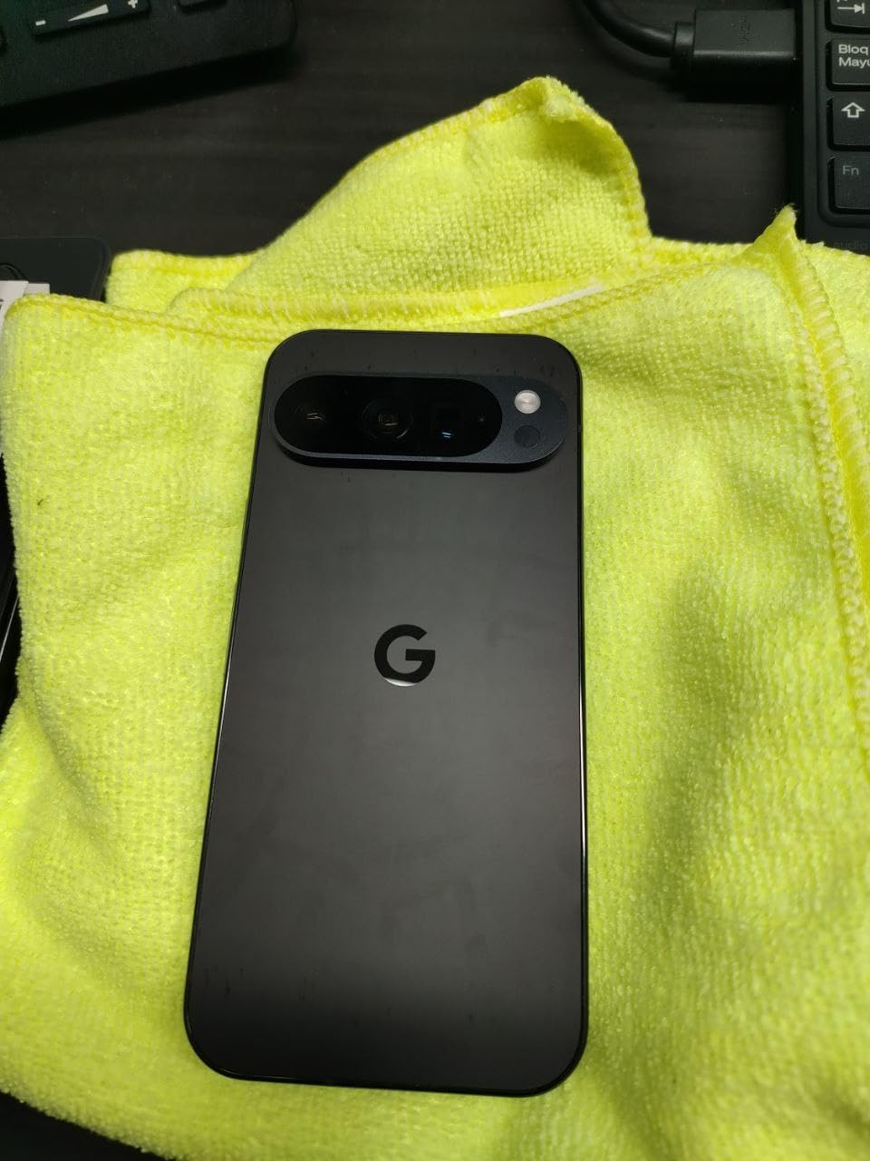Google Pixel 9 Pro - Unlocked Android Smartphone, Triple Rear Camera System, 24-Hour Battery, and 6.3