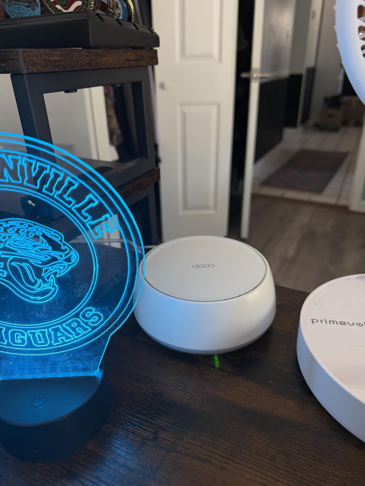 TP-Link Deco 7 BE25 Dual-Band BE5000 WiFi 7 Mesh Wi-Fi System | 4-Stream 5 Gbps, 240 Mhz | Covers up to 6,600 Sq.Ft | 2X 2.5G Ports Wired Backhaul | VPN, MLO, AI-Roaming, HomeShield, 3-Pack customer photo 2