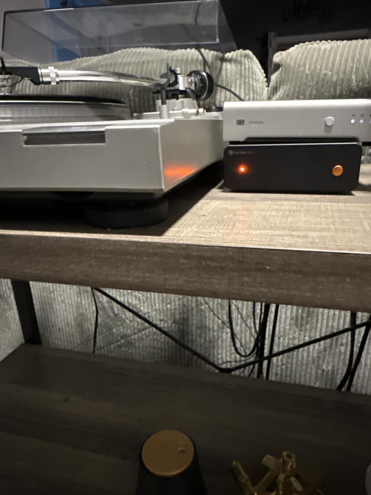 Fosi Audio Box X5 Phono Preamp for Turntable, Mini Preamplifier Home Audio for MM & MC Cartridge Turntable/Phonograph Record Player/Active Speakers, 4-Level Adjustable Gain 38/48/56/66 dB with RCA customer photo 1