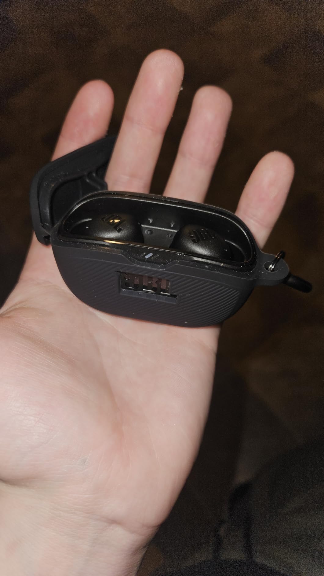 JBL Vibe Buds 2 - True Wireless Noise Cancelling Earbuds with JBL Pure Bass Sound & Smart Ambient technology, 4mics for crisp, clear calls, up to 40Hrs of Playback, IP54 Dust & Water resistant (Black) customer photo 1