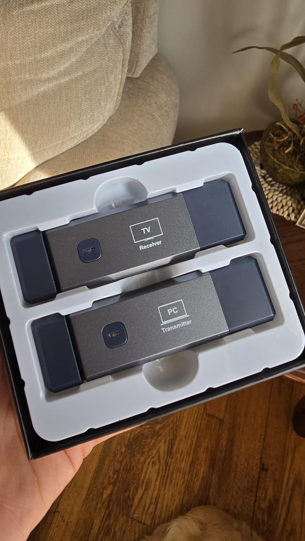 Wireless HDMI Transmitter and Receiver 328ft/100m Extender 4K Decode Input 1080P Output Plug&Play Low-Latency Dual-Band 2.4G/5.8G for Video and Audio to Monitor from PC/Projector/TV Box customer photo 1