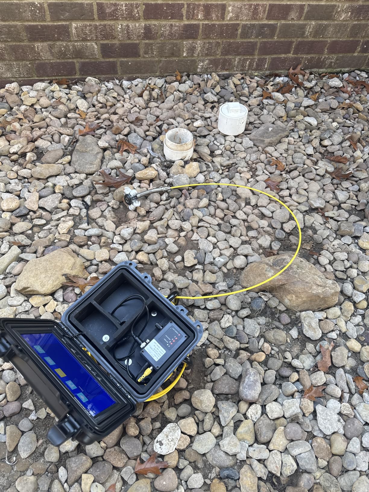 VEVOR Sewer Camera, 98 ft/30m, Self-Leveling Drain Inspection Camera with 9 inch 1080P HD Screen, 36X Zoom, IP68 Waterproof Plumbing Camera with Lights-12 LED, 32GB Card Snake Camera for Duct Pipe customer photo 2