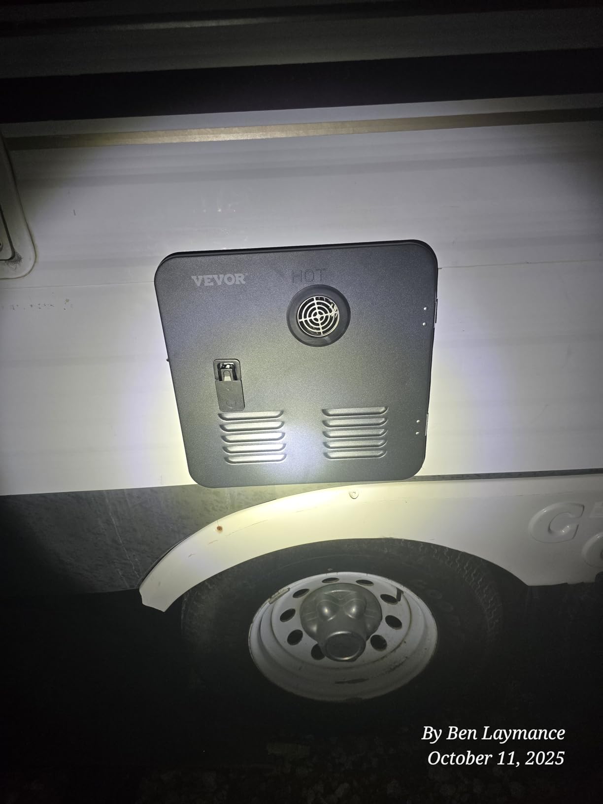 VEVOR RV Tankless Water Heater, Instant Shower with 15 x 15 inches Black Door and Remote Controller, 42000BTU Optimized Comfort Performance Hot Water, Ideal for RVers' Family Everyday Use customer photo 1