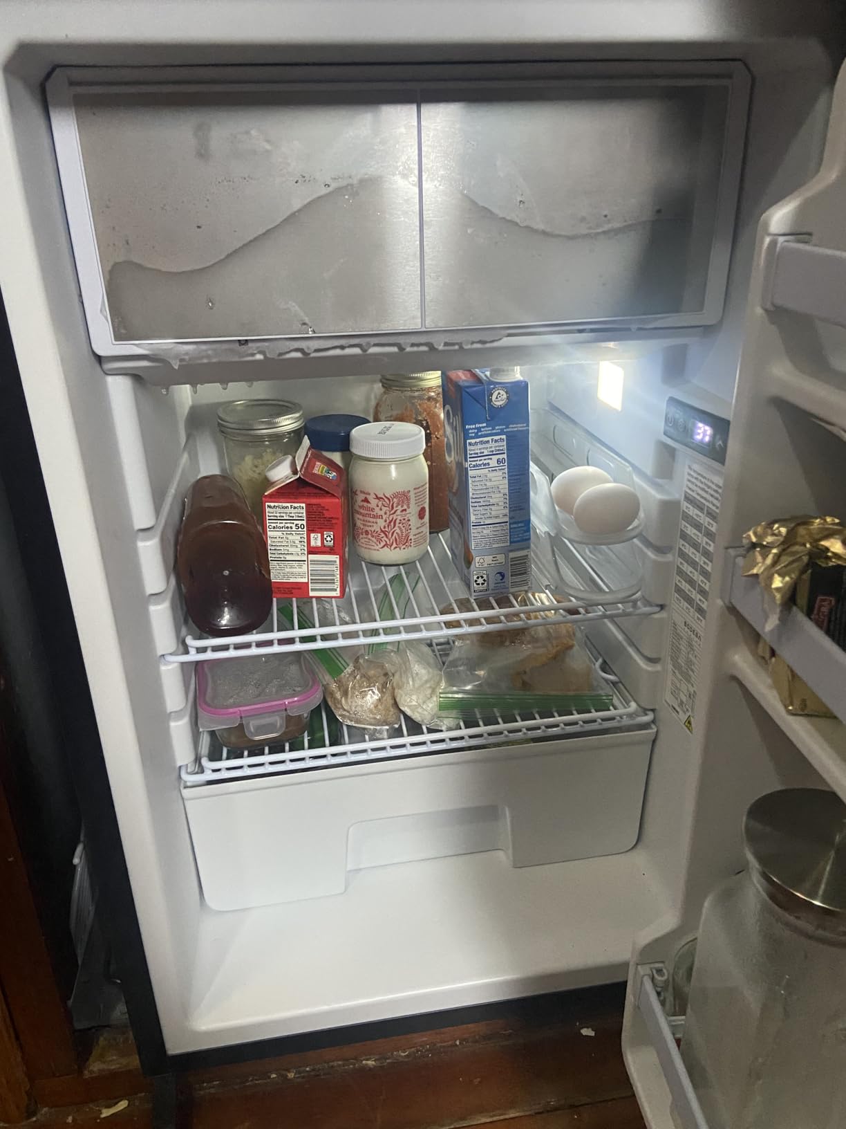 BODEGACOOLER 12 Volt Refrigerator, 116.2Quart RV Refrigerator with Freezer, Dual Modes RV Fridge with LED, (5℉-50℉) Travel Compressor Refrigerator 12/24V DC for Boat, Caravan, Truck, Camping (Black) customer photo 2