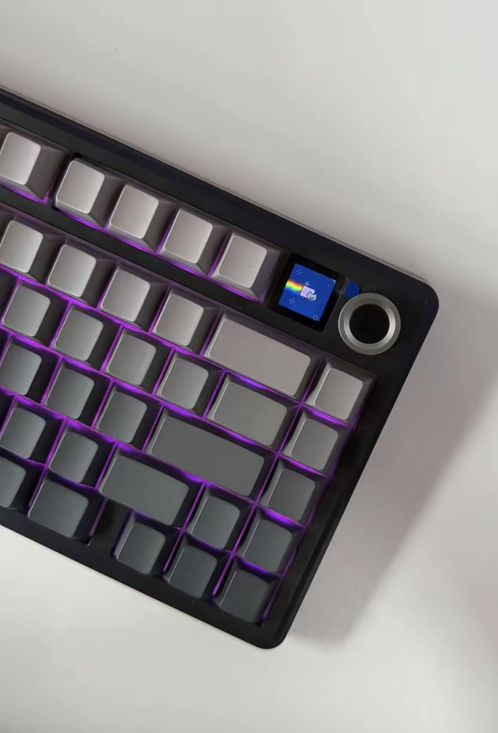 EPOMAKER X Aula F75 MAX Wireless Mechanical Keyboard with TFT Screen and Knob, Gasket Gaming Keyboard in 75% Layout, Hot Swappable, RGB Backlight, for PC/Mac/Linux (Black Gradient) customer photo 1