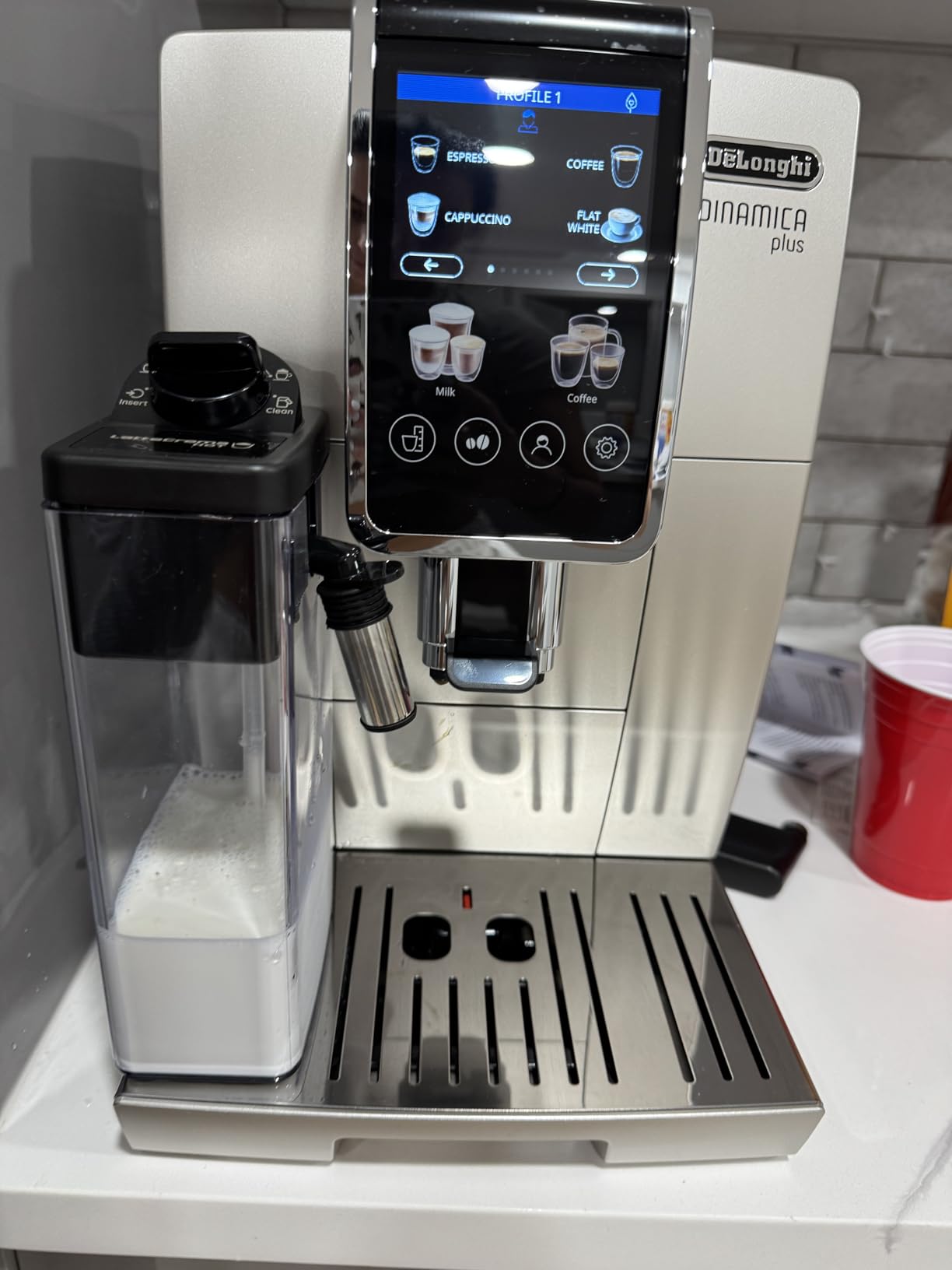 De'Longhi Dinamica Plus Fully Automatic Espresso Machine - Brew Personalized Coffee for up to 4 User Profiles, 24+ Recipes, Built in Grinder & Automatic Milk Steam Wand with 3 Frother Modes customer photo 2