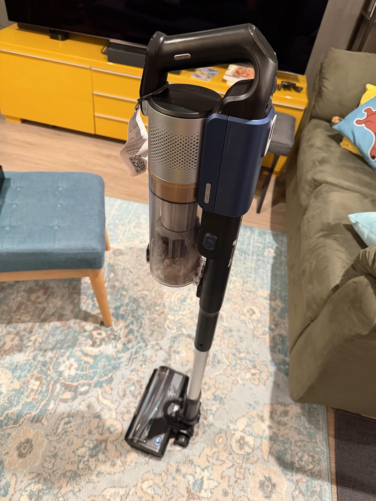 LEVOIT Cordless Vacuum Cleaner with HEPA Filter, Stick Vac with Tangle-Resistant Design, Up to 60 Mins, Powerful Suction, Lightweight, Mini Motorized Brush, for Carpet, Hard Floor, Pet Hair, LVAC-300 customer photo 1