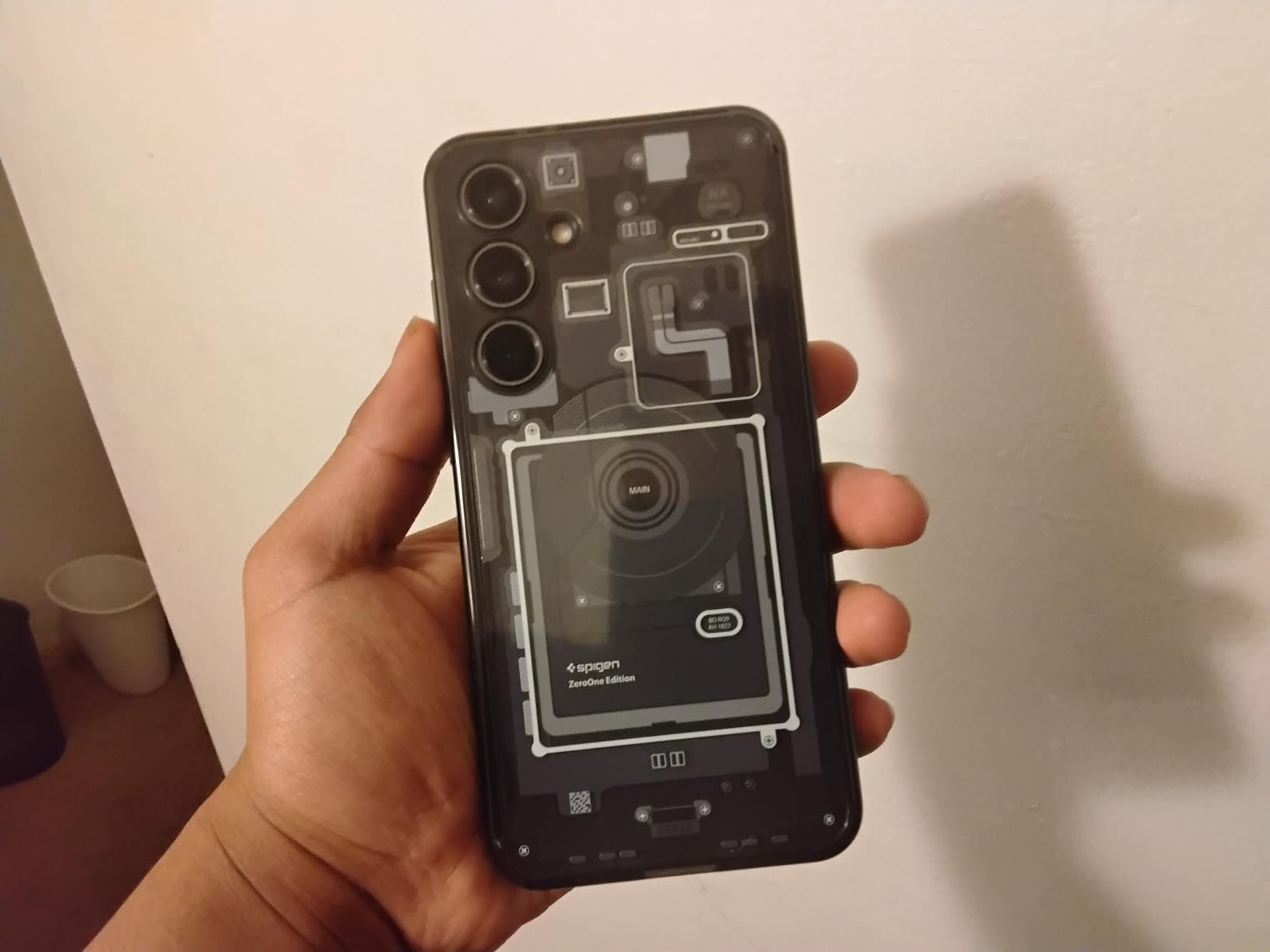 SAMSUNG Galaxy S24 FE AI Phone, 128GB Fully Unlocked Android Smartphone, High-Res 50MP Camera, Long Battery Life, Brighter Display Screen, US Version, Graphite (Renewed) customer photo 1