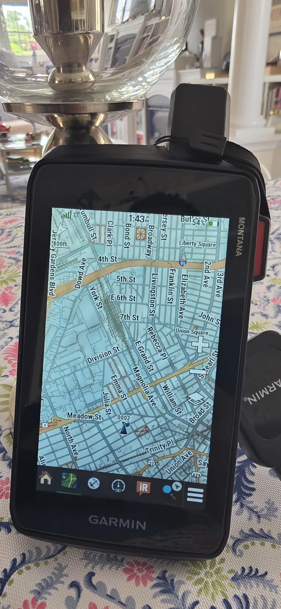 Montana 710, Rugged GPS Handheld Navigator with Large 5-inch Glove-Friendly Touchscreen, Satellite Imagery and Maps for Routing on Roads and Trails customer photo 1