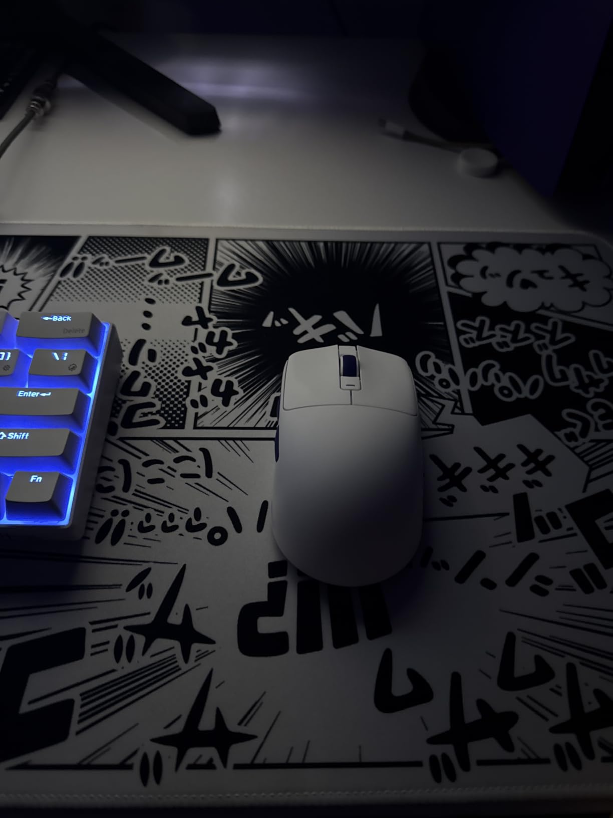 RK ROYAL KLUDGE RK M30 Wireless Gaming Mouse, 24000 DPI, 43g Ultra-Lightweight, PAW3311 Sensor, 2.4G/Bluetooth/USB-C Rechargeable Wireless Mouse with 5 Programmable Buttons for PC/Mac, White customer photo 1