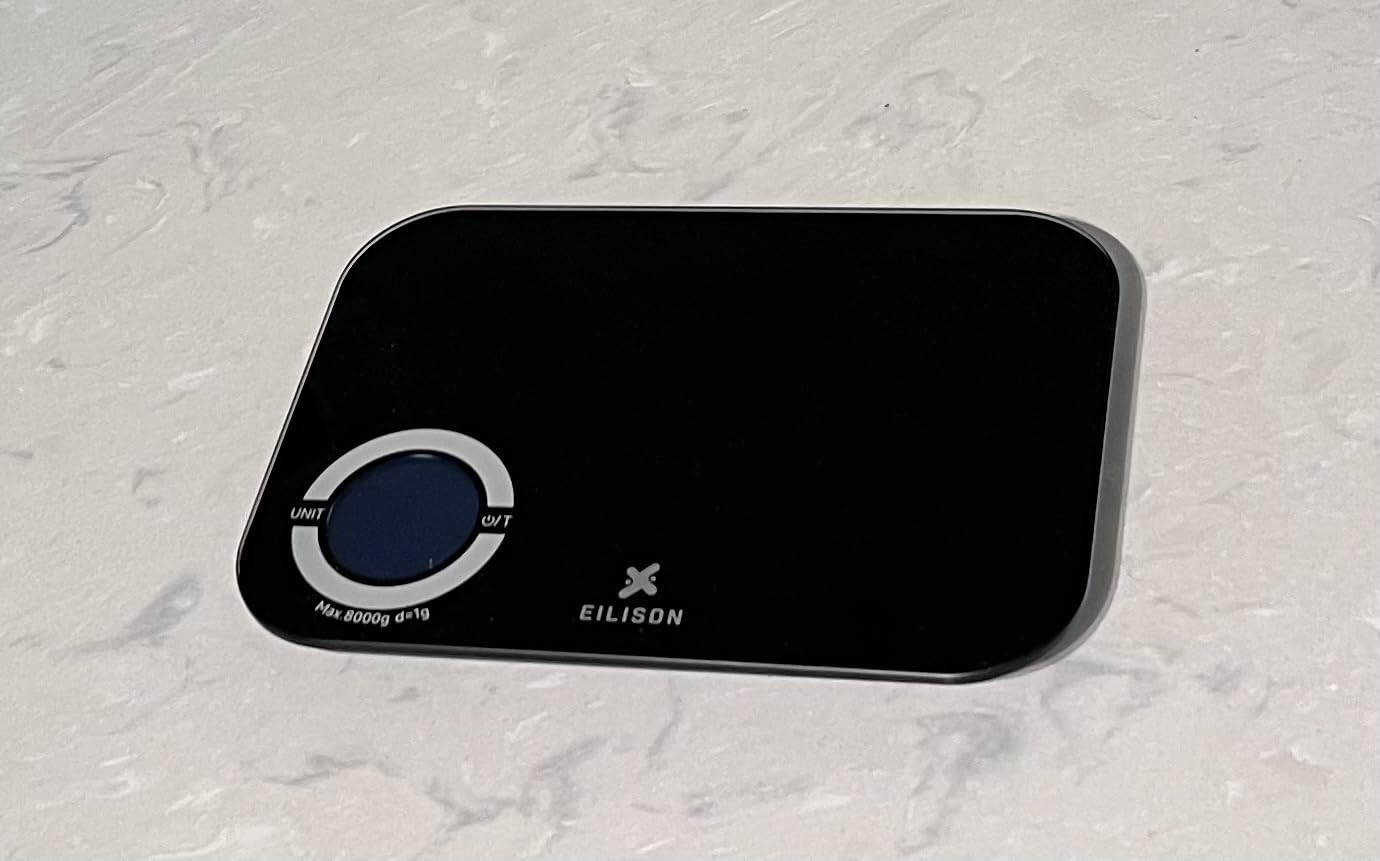EILISON Smart Kitchen Scale with Bluetooth App, High-Precision Digital Food Scale for Baking, Cooking & Diet, 8000 Food Database, 24 Nutrients, Touchscreen, Tare Function, 5g-8000g Capacity (Red) customer photo 1