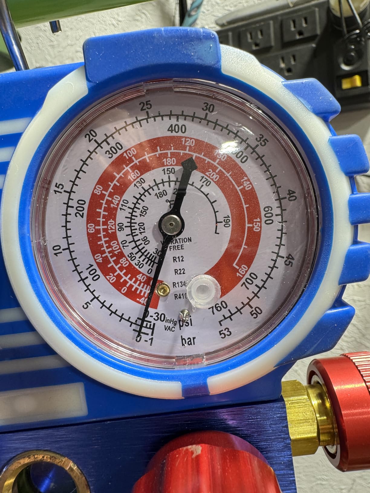 4.5 CFM AC Vacuum Pump and Gauge Set,for Mini Split/HVAC/Auto Systems,Manifold Gauge Kit fits R134a R12 R22 R410a,with Leak Detector,Core Depressor Valves,R134a Can Tap,Storage Case customer photo 1