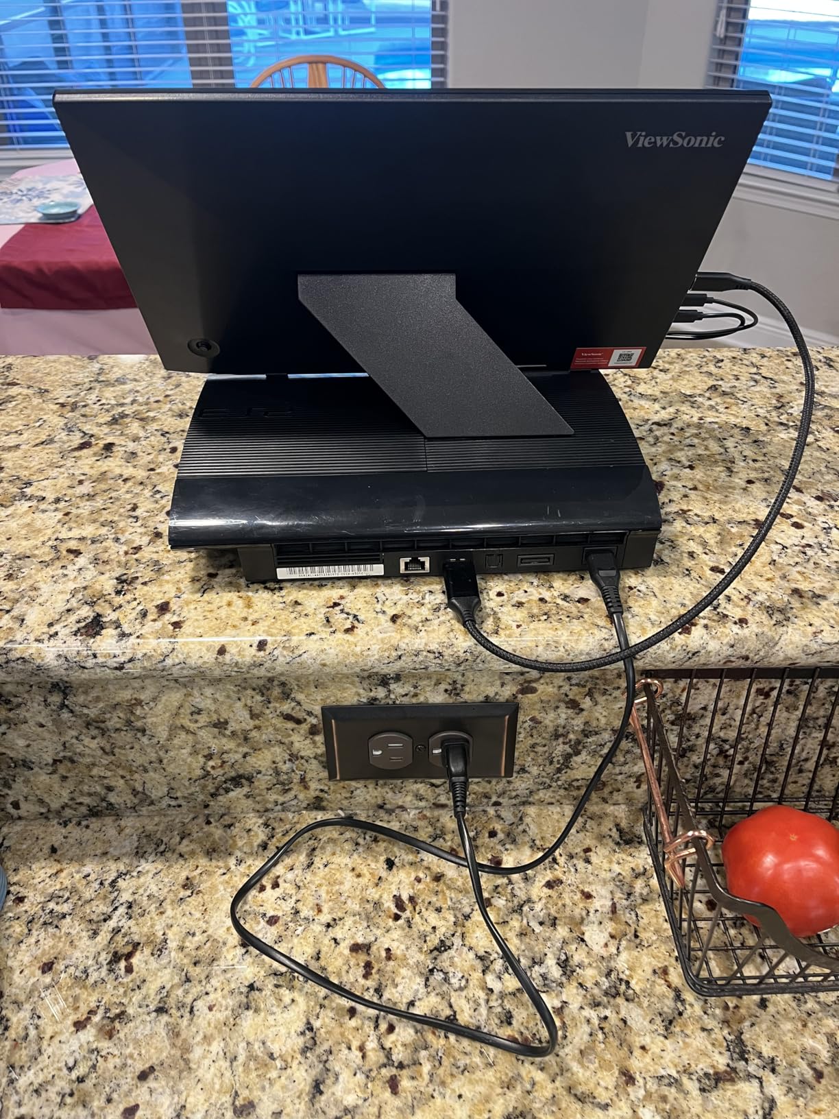 ViewSonic VA1653 16 Inch 1080p FHD IPS Portable Monitor with Eye Care, Built-in Stand, USB C, Mini HDMI, and Protective Case External Second Screen for Laptops, PC, Mac, and Gaming Consoles customer photo 1