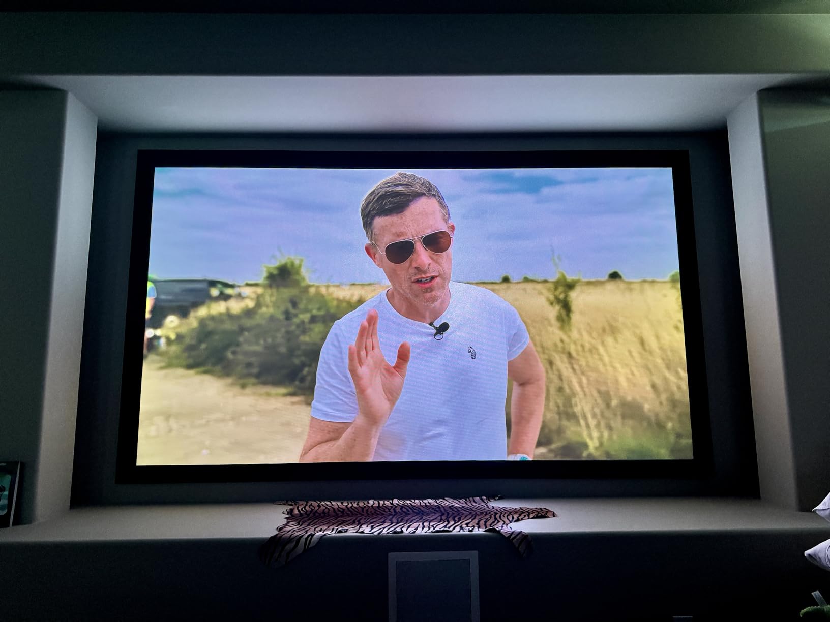 VisionMaster Pro2 Triple Laser Projector 4K,15000:1 Contrast, 0.9-1.5x Optical Zoom, 2X Multitasking Power, IMAX, HDR10+, GTV, 4ms Lag-Free Gaming, 3000 ISO Lumens, Google Home, Apple Homekit customer photo 1