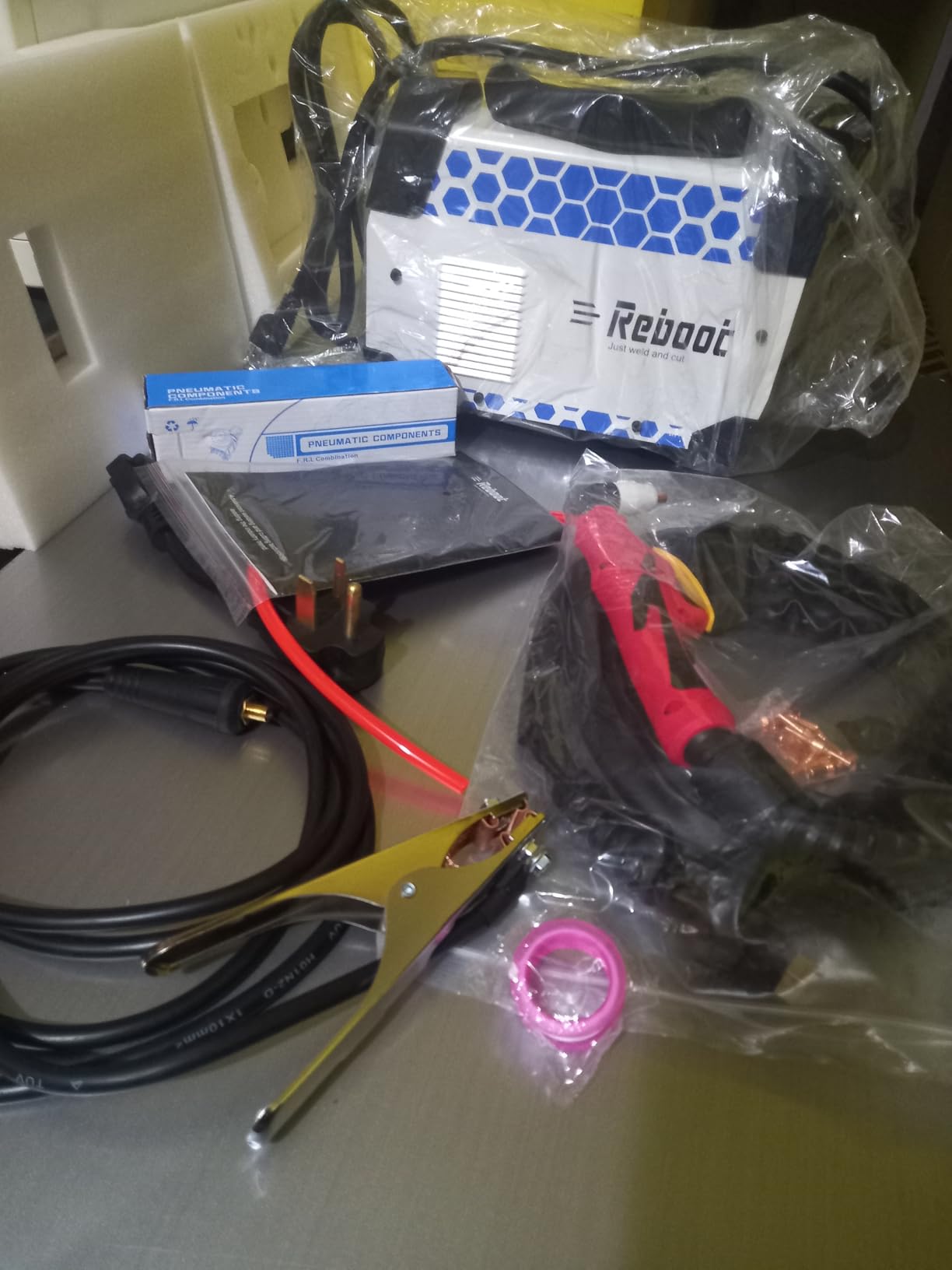 Reboot 60A Plasma Cutter Dual Voltage 120V/240V, 1/2