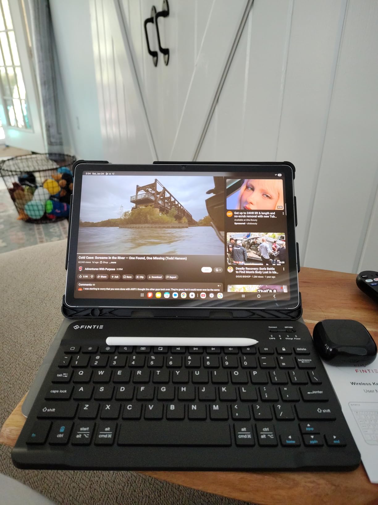 SAMSUNG Galaxy Tab S10 FE 128GB WiFi Android Tablet, Large Display, Long Battery Life, Exynos 1580 Processor, IP68 Water-Resistant, 90 Hz Refresh, S Pen for Note-Taking, US Version, Blue customer photo 2