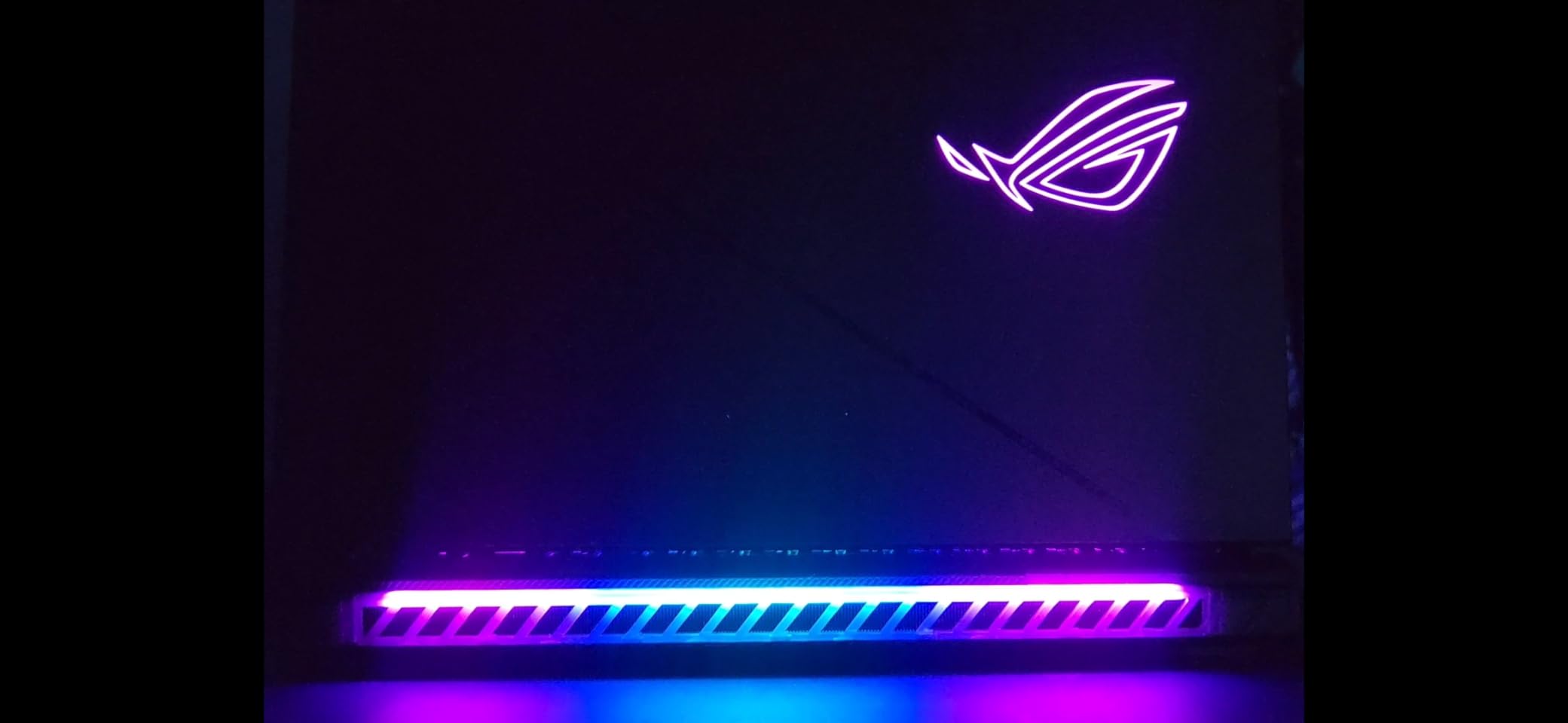 ROG Strix SCAR 16 (2025) Gaming Laptop, 16