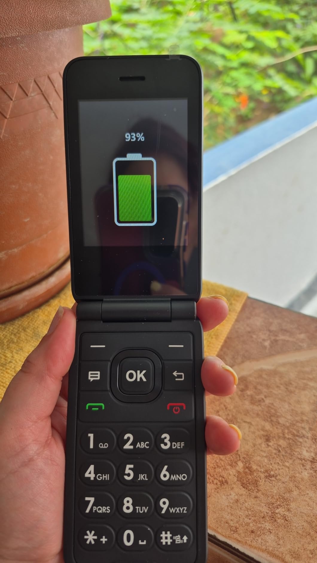 AT&T Cingular Flex 2 Smart Flip, 4GB, Unlocked Phone (Classic Navy) customer photo 2