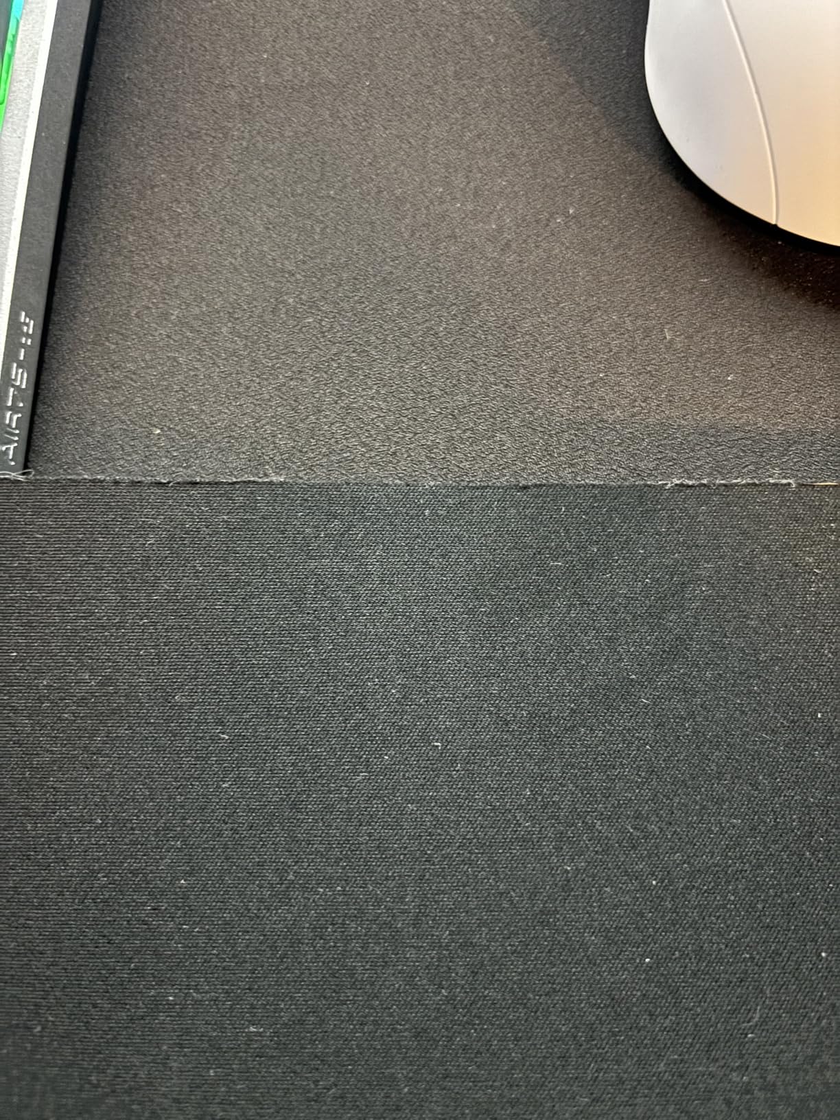 SteelSeries QcK L Performance Control Gaming Mousepad - Extra Density for a Smooth Glide - Low-Profile Edge Stitching - Non-Slip Neoprene Rubber Base - 16.54 x 19.29 inch customer photo 1