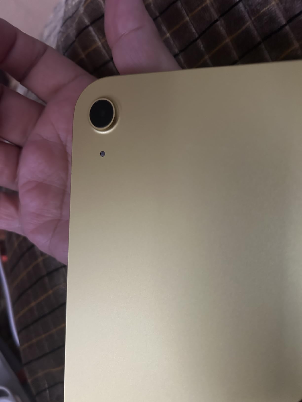 iPad 11-inch: A16 chip, 11-inch Model, Liquid Retina Display, 128GB, Wi-Fi 6, 12MP Front/12MP Back Camera, Touch ID, All-Day Battery Life - Blue customer photo 1