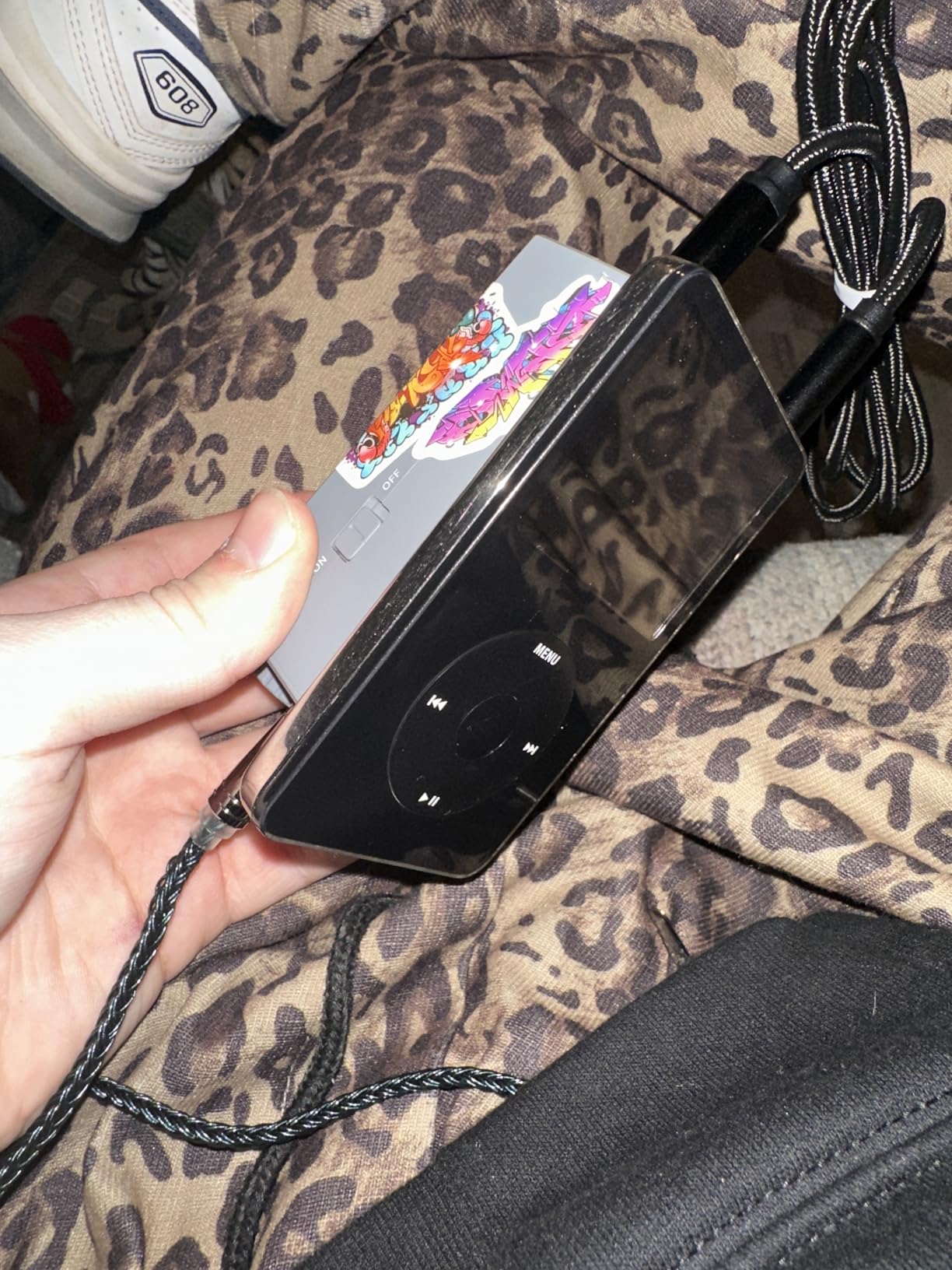 Donner EM1 Portable Analog Headphone Amplifier, Rechargeable in-Ear On-Ear Monitor Amplifier Stereo Headset Earphone Amp, with Volume Control, Audio Booster, XLR, TRS Input, 3.5mm Output Jack, Black customer photo 1