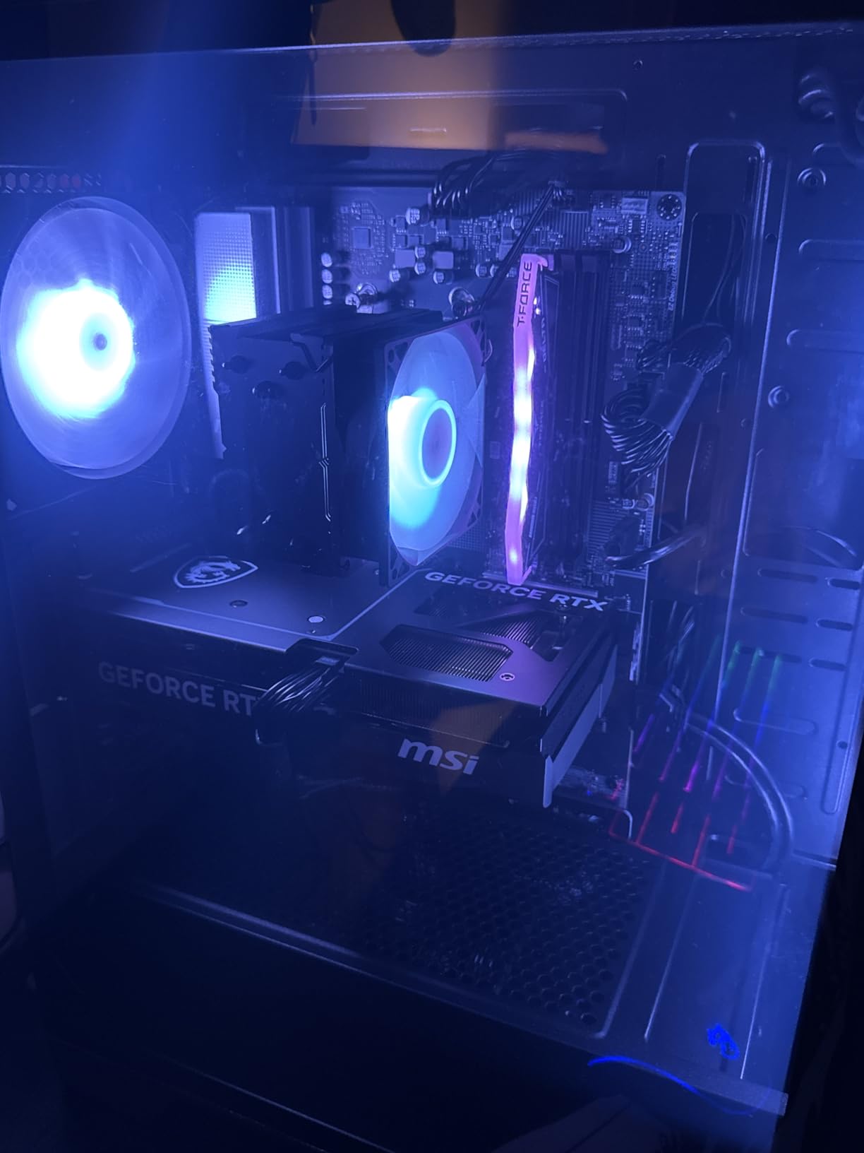 MSI Codex Z2 Gaming Desktop: AMD R7-8700F, GeForce RTX 5070, 32GB DDR5, 2TB m.2 NVMe SSD, USB Type-C, VR-Ready, Windows 11 Home customer photo 1