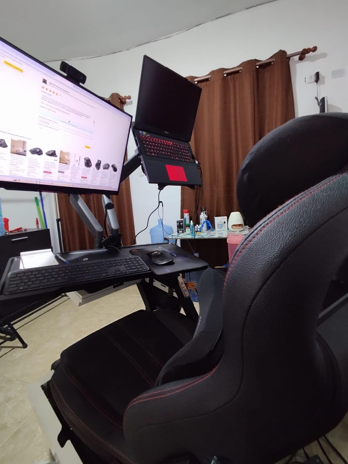 MSI Titan 18 HX AI 18