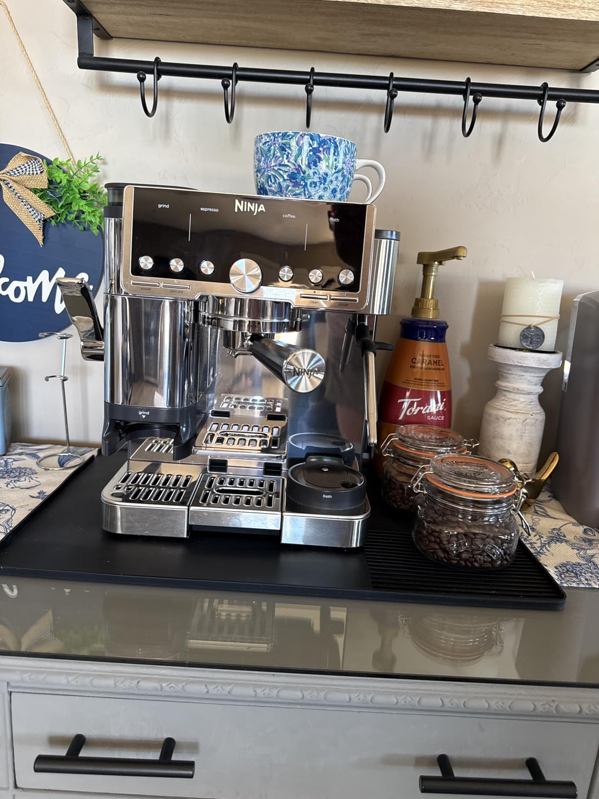 Ninja Luxe Café Pro Series, Espresso Machine, Drip Coffee, Cold Brew, Hot Water, Integrated Tamper, Built-in Grinder, Hands-Free Frother for Cappuccinos, Lattes, Americanos, Dairy or Non-Dairy, ES701 customer photo 1