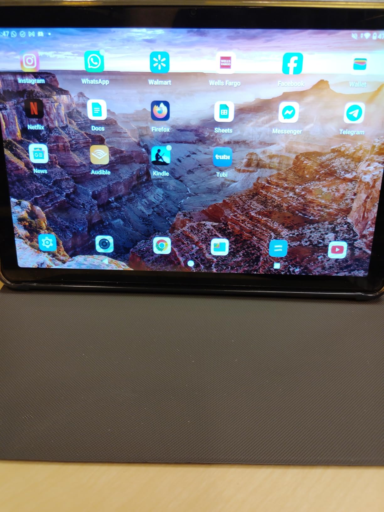 Android 15 Tablet, 12GB+64GB+1TB Expand, 10inch Tablet Bundle with Keyboard Case, Stylus Pen, Octa-core CPU, Dual Camera, WiFi6, 6000mAh Battery+18W Fast Charge, Support Face Unlock, Blue customer photo 2