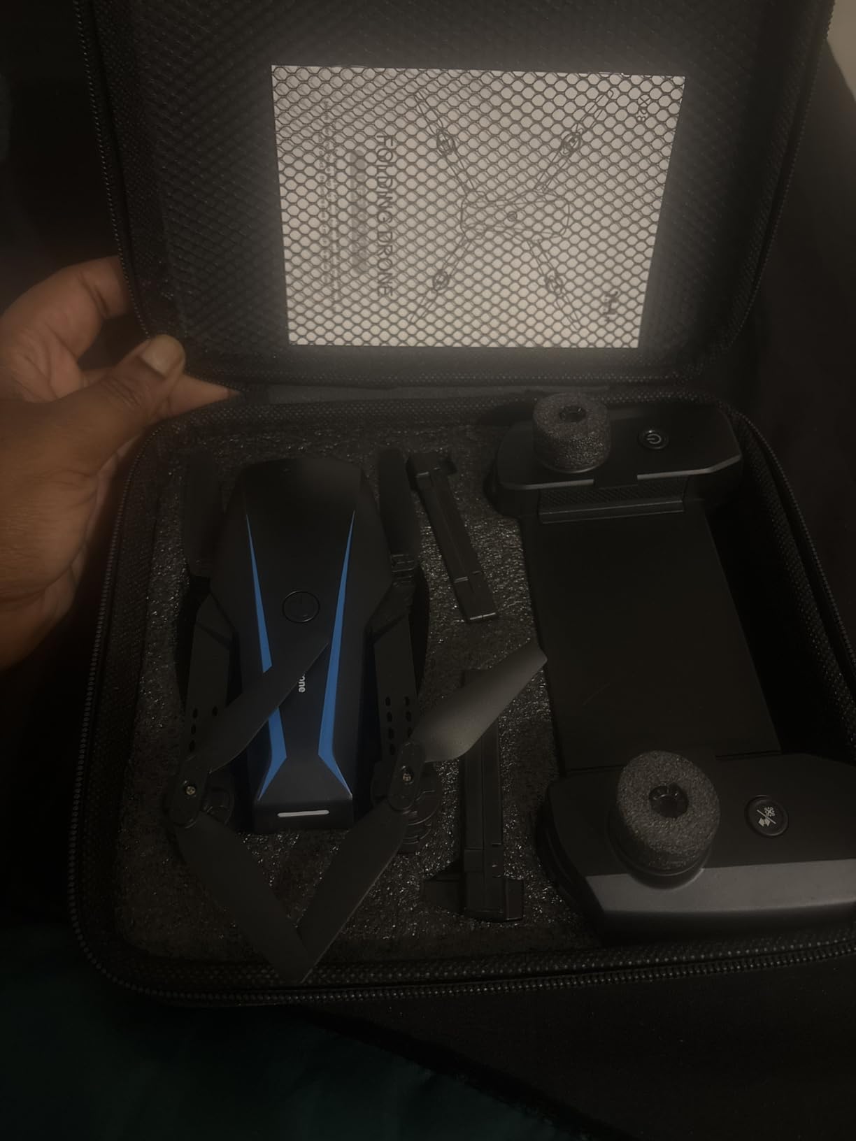 Drone with Camera - Drones for Adults, with 2 Batteries, Carrying Case, Propellers, 1080P HD Foldable Drone with Stable Hover, Trajectory Flight, Gravity Control, One Key Take Off/Land, 3D Flip customer photo 1