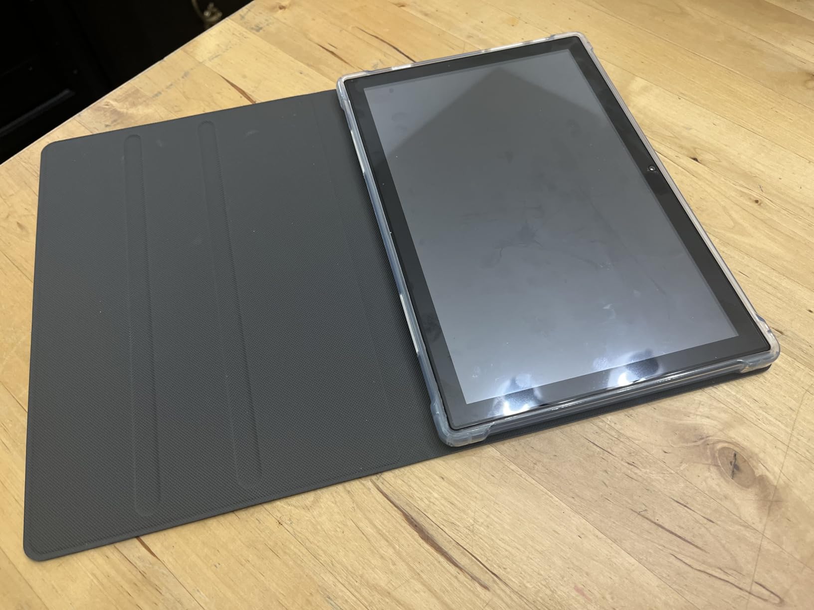 2025 Android 16 Tablet with Keyboard, 20GB+128GB 11 Inch Octa-Core 2-in-1 Tablets Dual Camera 8+13 MP, 5G/2.4G WiFi, 8800mAh, BT5.0, GMS Certified, with Mouse, Case, Stylus, (Gray) customer photo 1