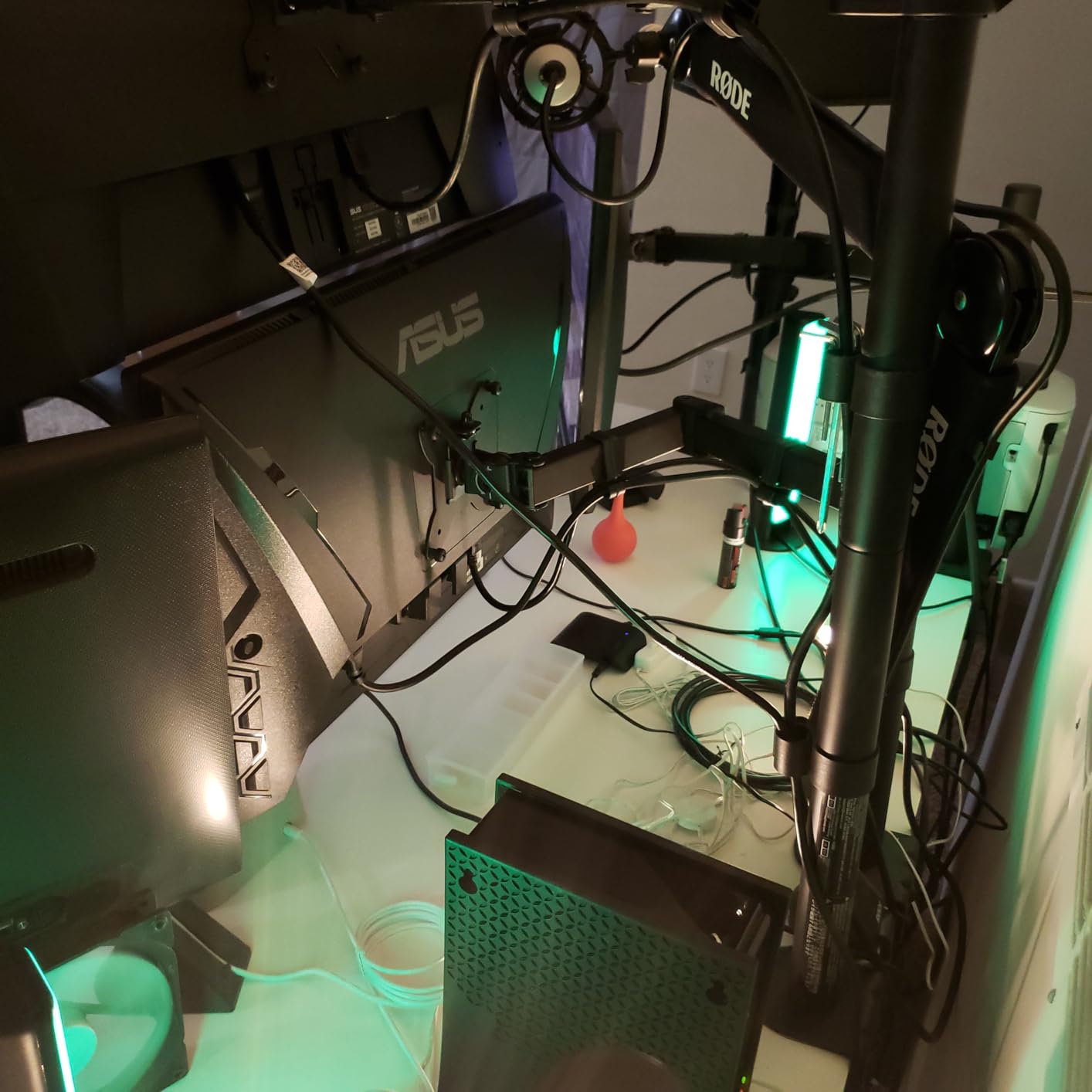 ASUS TUF Gaming Series 5 24