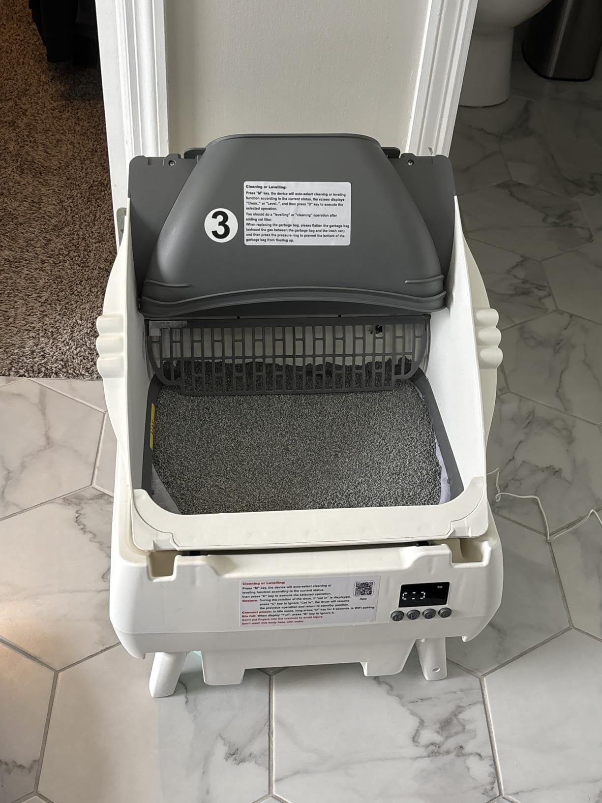 Automatic Cat Litter Box Self Cleaning - App Control, Open-Design, Smart Health Monitor, Suitable for Medium Cats and Kittens, Anti-Pinch Safety, Quiet Operation - White customer photo 1