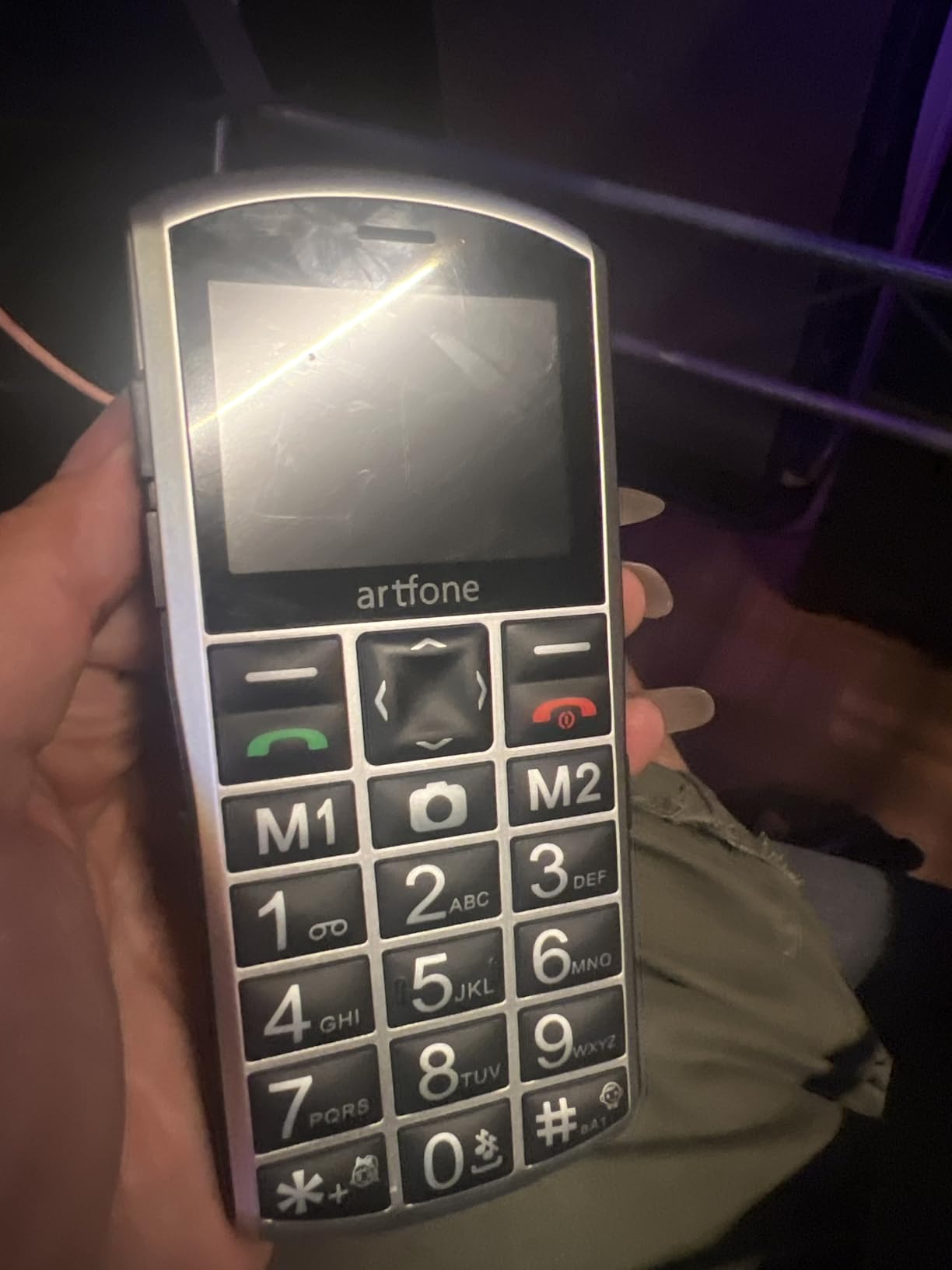 A400 Pro Silver - Large Button Cell Phone for Seniors丨4G LTE Unlocked Phones with SOS Button丨2MP Rear Camera丨Charging Dock丨1800mAh丨Dual SIM丨Speed Dial丨Volume Boost丨Hands-free丨Dumb Phone丨USB-C customer photo 2