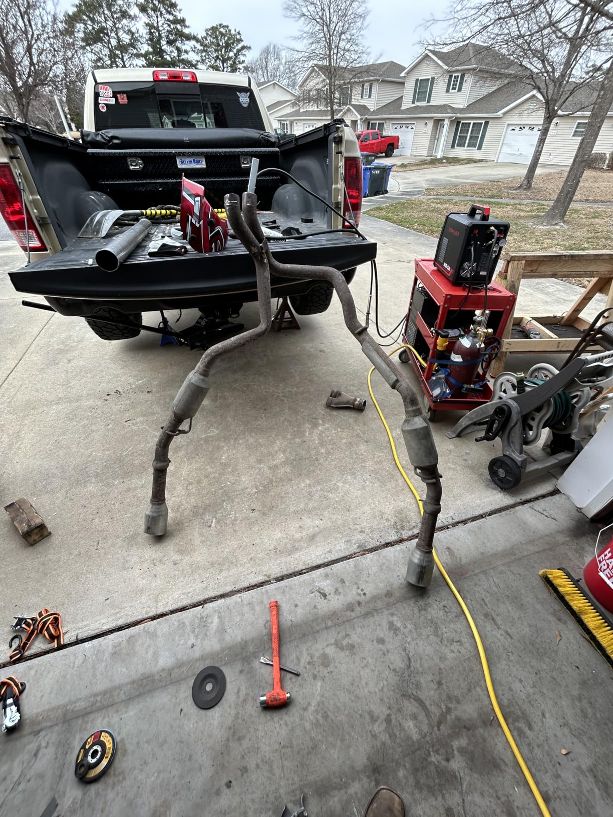 YESWELDER Multifunctional Welders Combo&Plasma Cutter, 6-In-1 MIG/Flux Core MIG/CUT/TIG/Stick/Spool Gun Compatible, 200A MIG/TIG/Stick & 50A CUT, 110V/220V MCT-520 customer photo 1