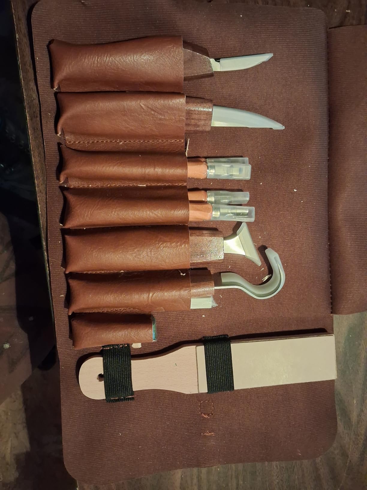 Wood Carving Kit, 32Pcs Wood Carving Tools with Storage Bag, Wood Whittling Knife Kit with 4pcs Templates & 11pcs Wood Carving Knives for Wood DIY Beginners customer photo 1