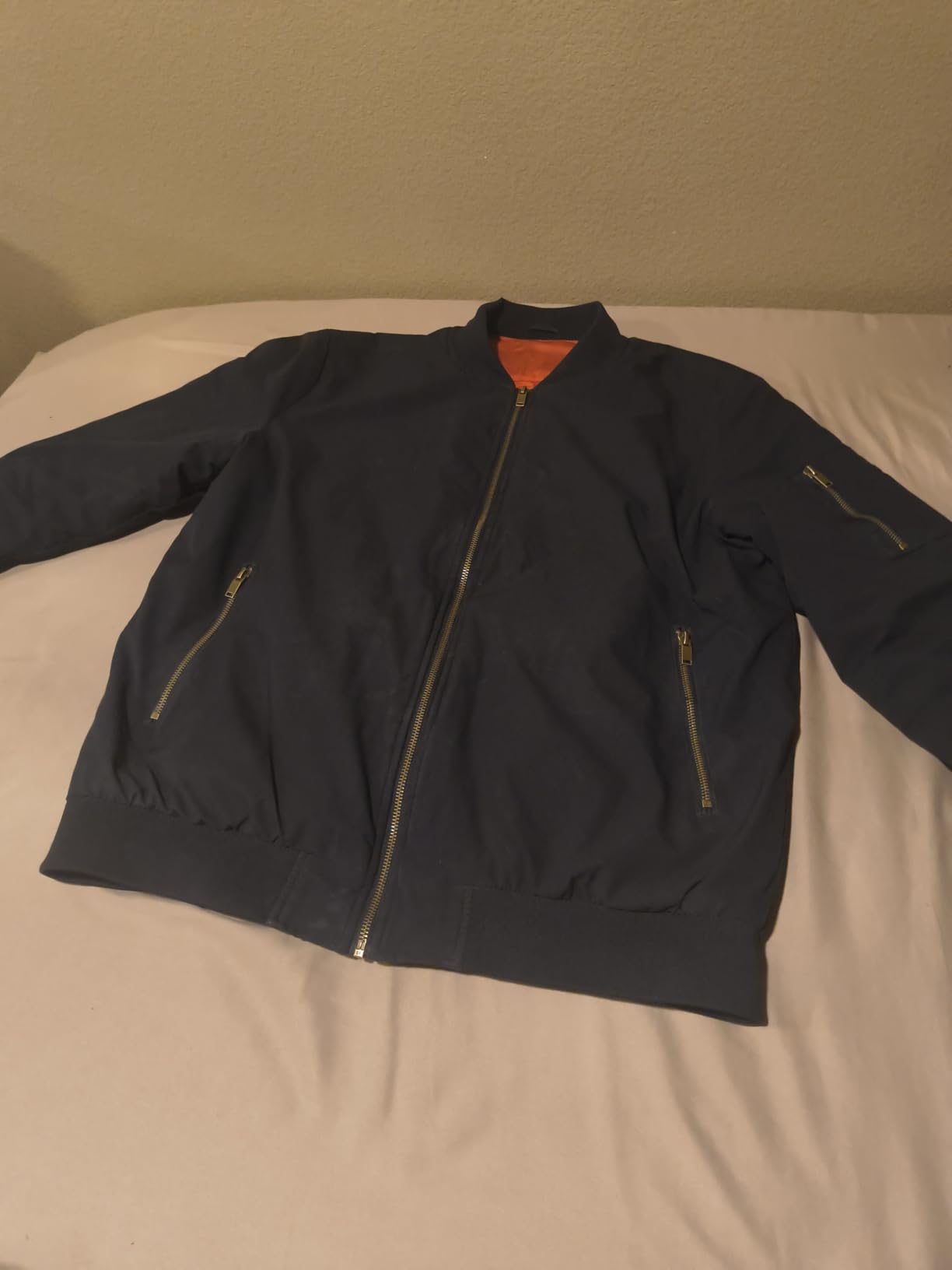 Wulcea Graphene Heated Jacket for Men 12V Fast Charge 18400mAh Large Capacity customer photo 1