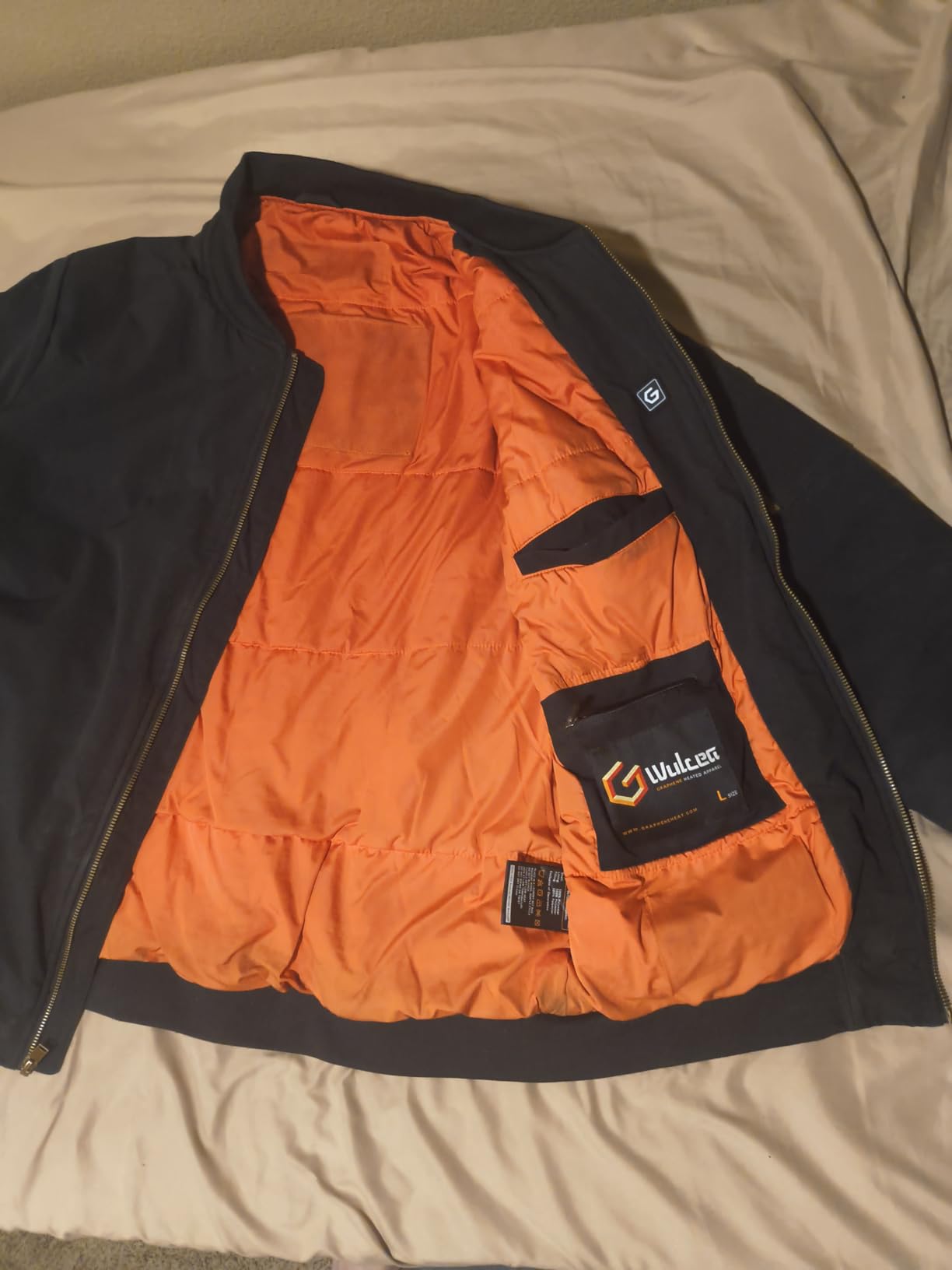 Wulcea Graphene Heated Jacket for Men 12V Fast Charge 18400mAh Large Capacity customer photo 2