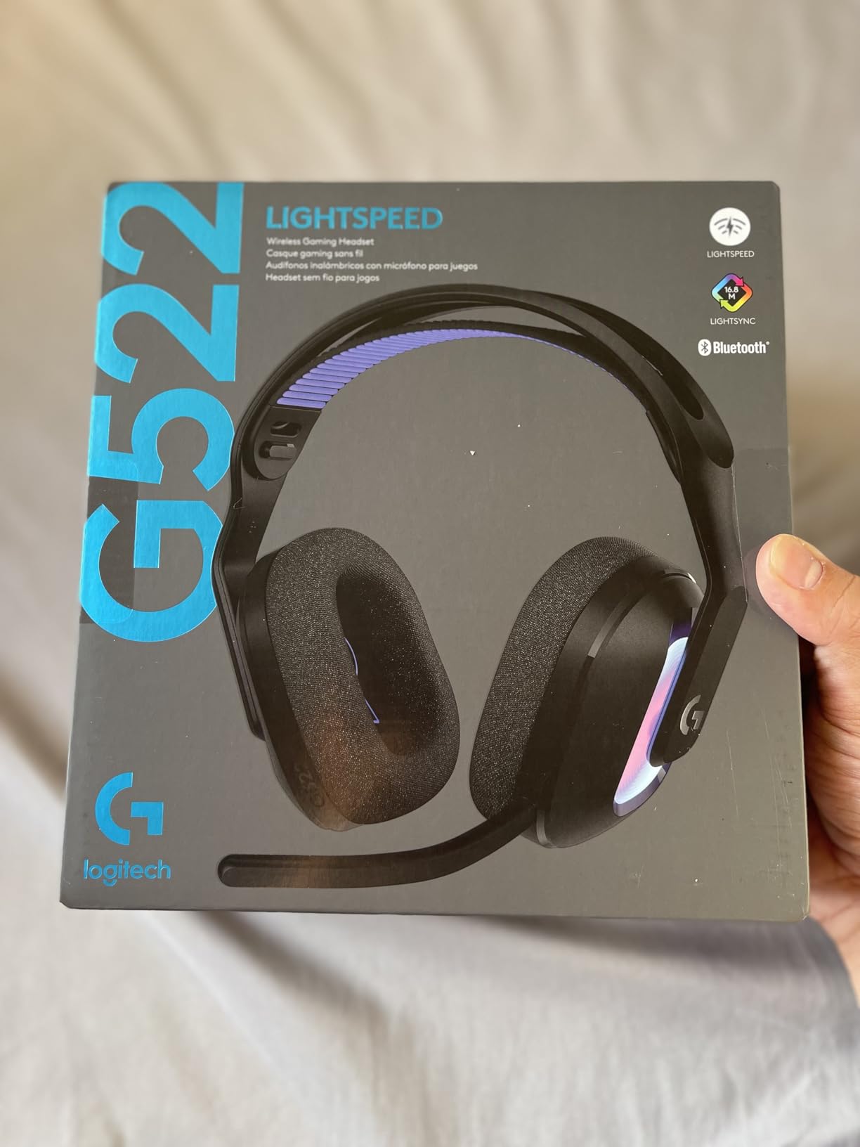Logitech G522 Lightspeed Wireless Gaming Headset, Full-Band Mic, Advanced Audio, Tri-Connect (Lightspeed, Bluetooth, USB A to C), LIGHTSYNC RGB, for PC & Nintendo Switch/Switch 2 - Black customer photo 1