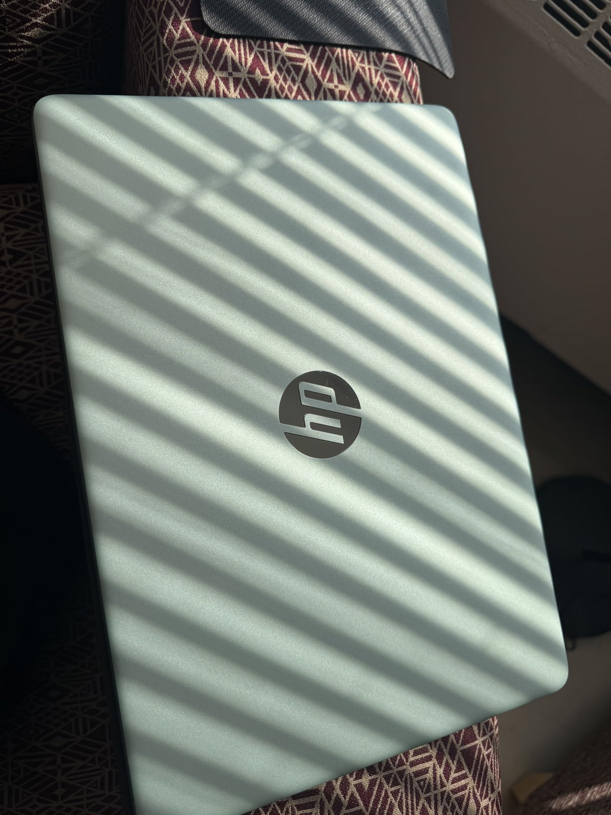 HP 14 Laptop Student Business 2025 Flagship Computer, AI Copilot, 4-Core 13th Gen Intel CPU, 16GB RAM 628GB Storage (128GB UFS+500GB Ext), 1-Yr Office 365, Long Battery HubxcelAccessory Win 11S Silver customer photo 2