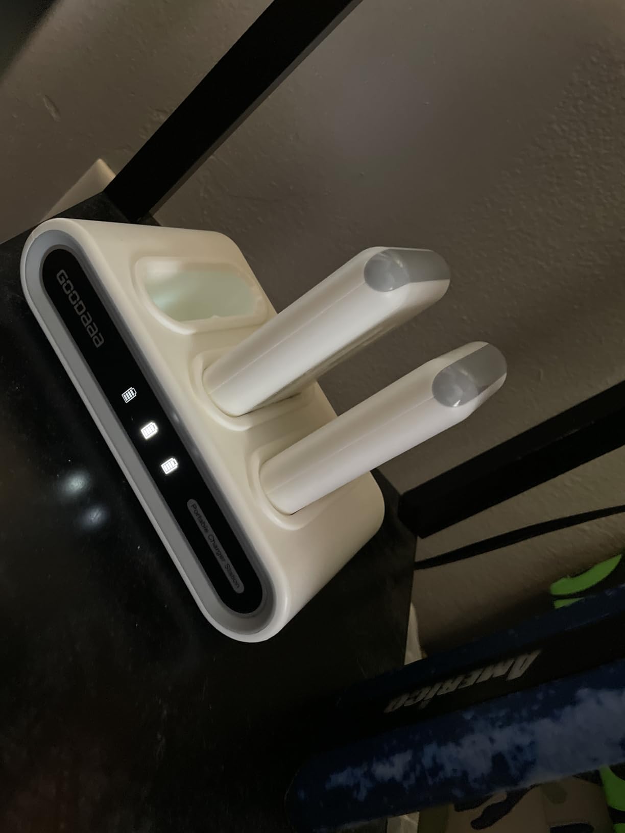 GOODaaa Portable Charger, 3-Pack 10000mAh Slim Power Bank Built in Cables, 3 Outputs 1 Inputs for All Mobile Devices, Charging Station Set Includes 180 DlY Stickers, for Home,Office,Restaurants,Travel customer photo 2