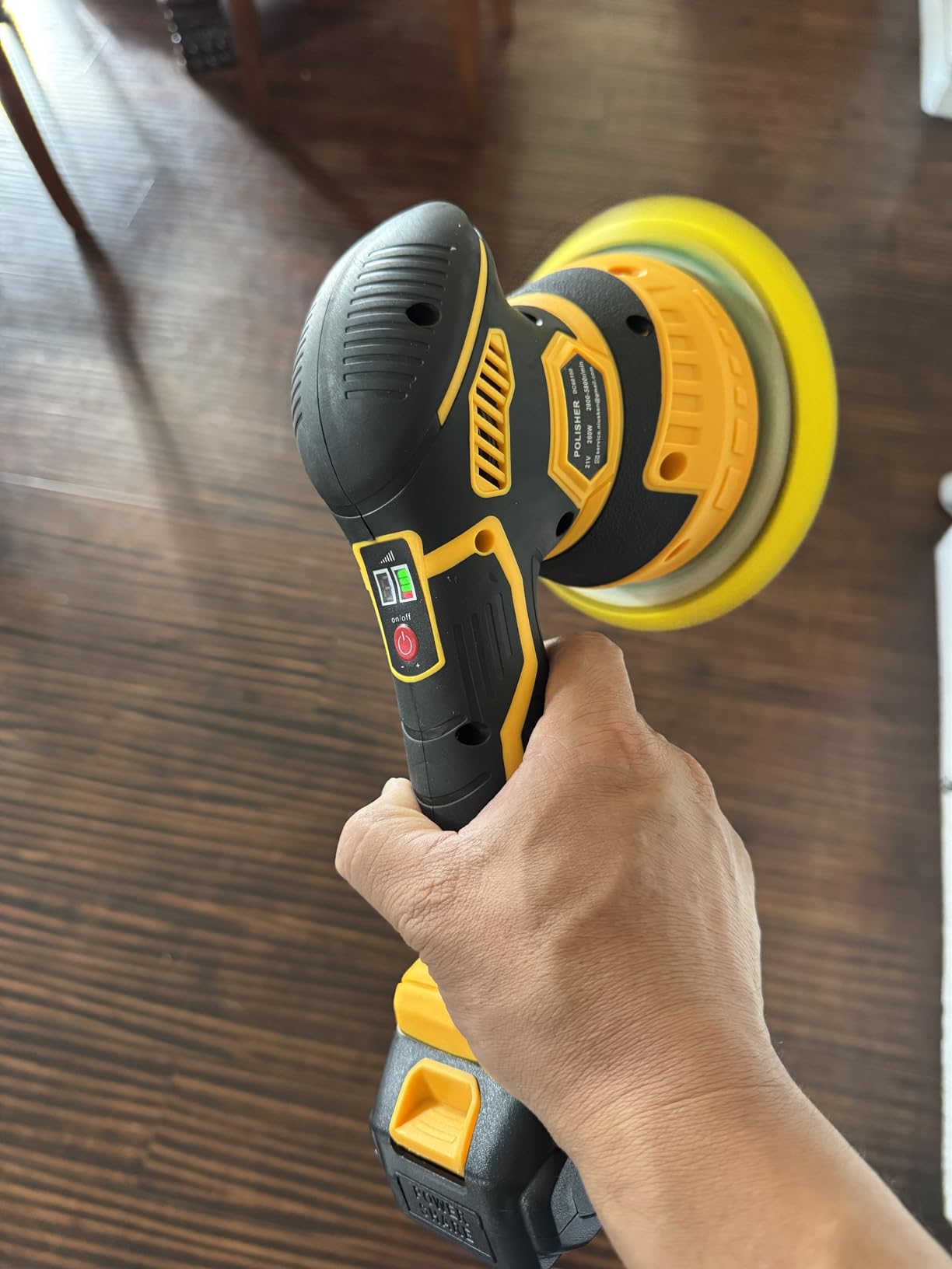 Cordless Car Buffer Polisher kit [2x 2000mAh 21V Batteries & 18 PCS Attachments] 6-Speed Orbital Design, LED Display, Lightweight Detailing Tool for Waxing, Polishing & Scratch Removal-Yellow customer photo 1