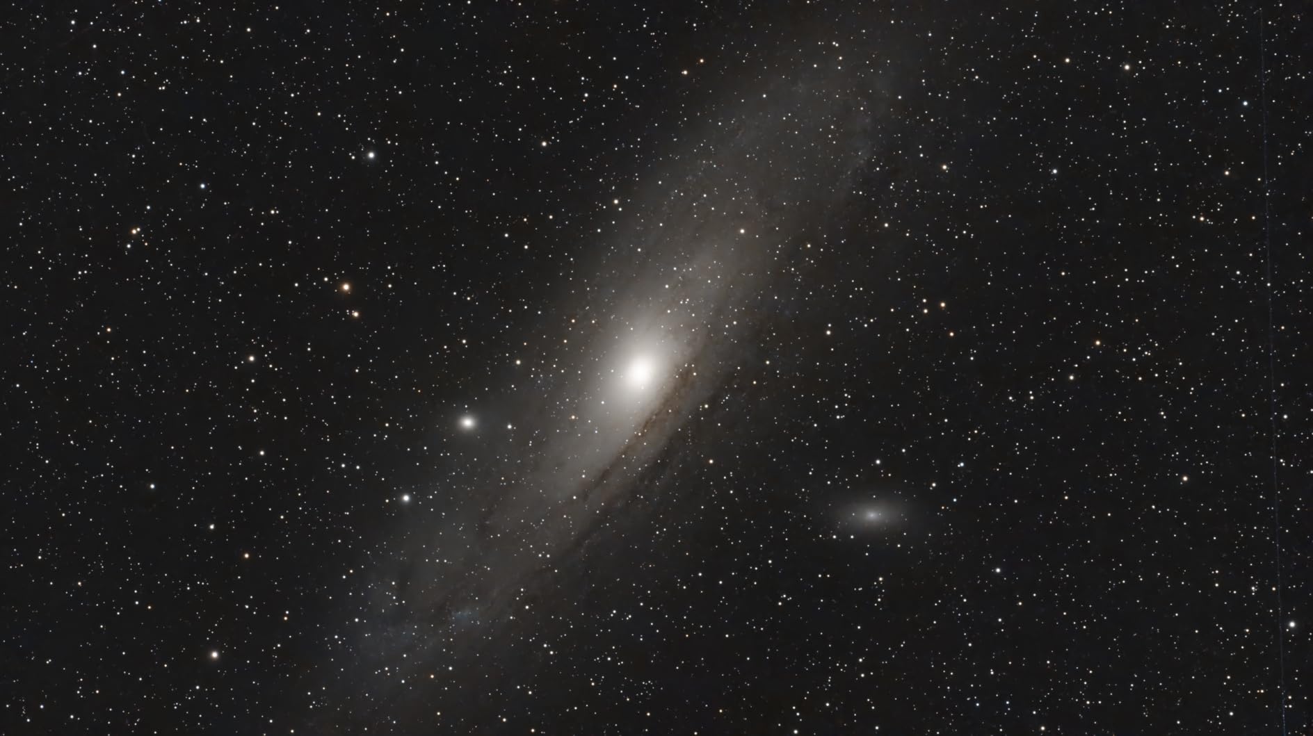 Dwarf 3 Smart Telescope - Portable Astrophotography Camera, Capture Astronomy/Wildlife/Panorama, AZ/EQ Mode, Built-in Processing, 4K Auto-Tracking, Ultra-Light 3lb, Ideal for All Ages customer photo 1