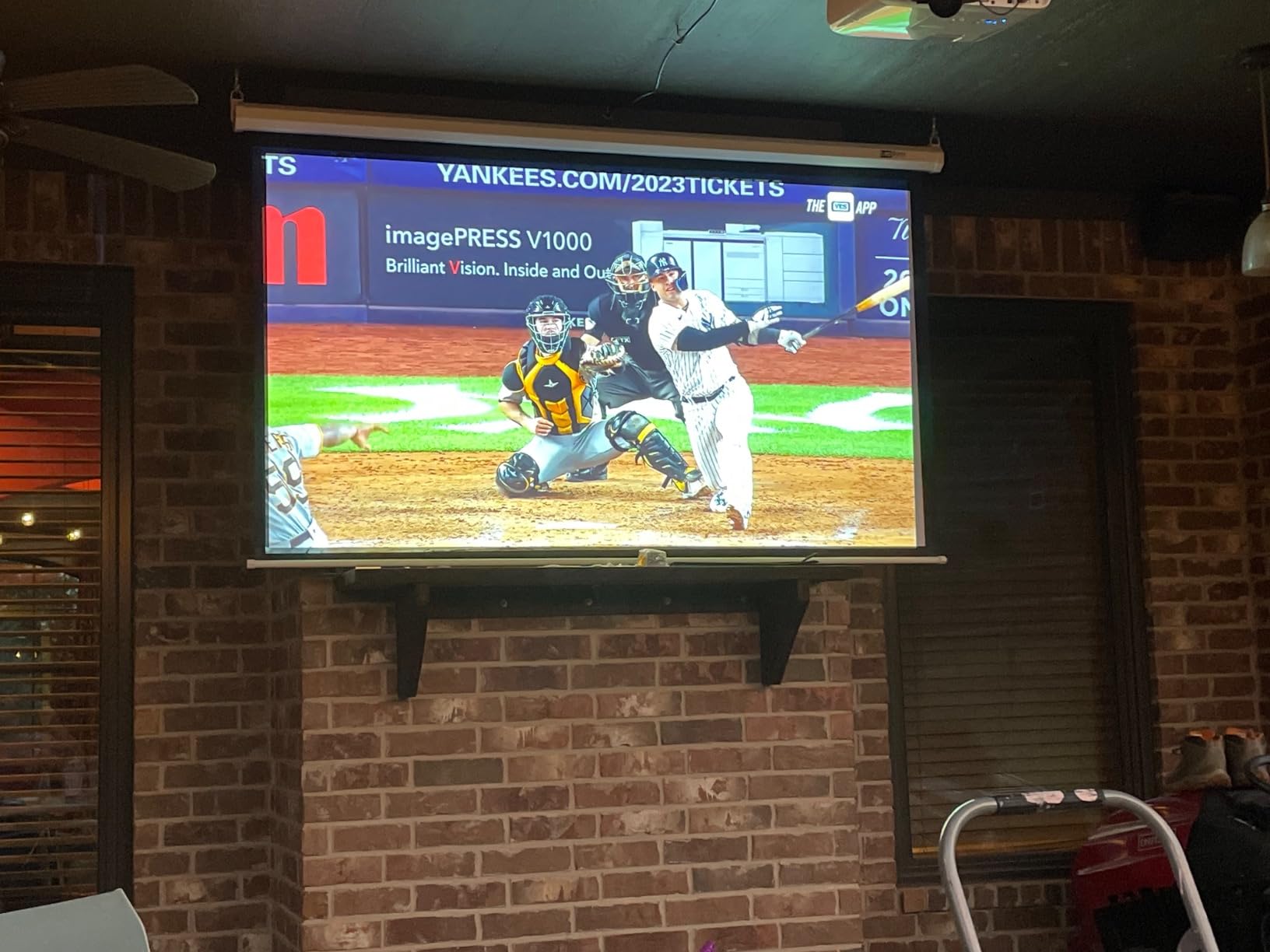 Epson Home Cinema 980 3-Chip 3LCD 1080p Projector 4,000 Lumens Color and White Brightness, Streaming/Gaming/ Media Room, Built-In Speaker, Auto Picture Skew, 16000:1 Contrast, 2 HDMI Ports customer photo 2