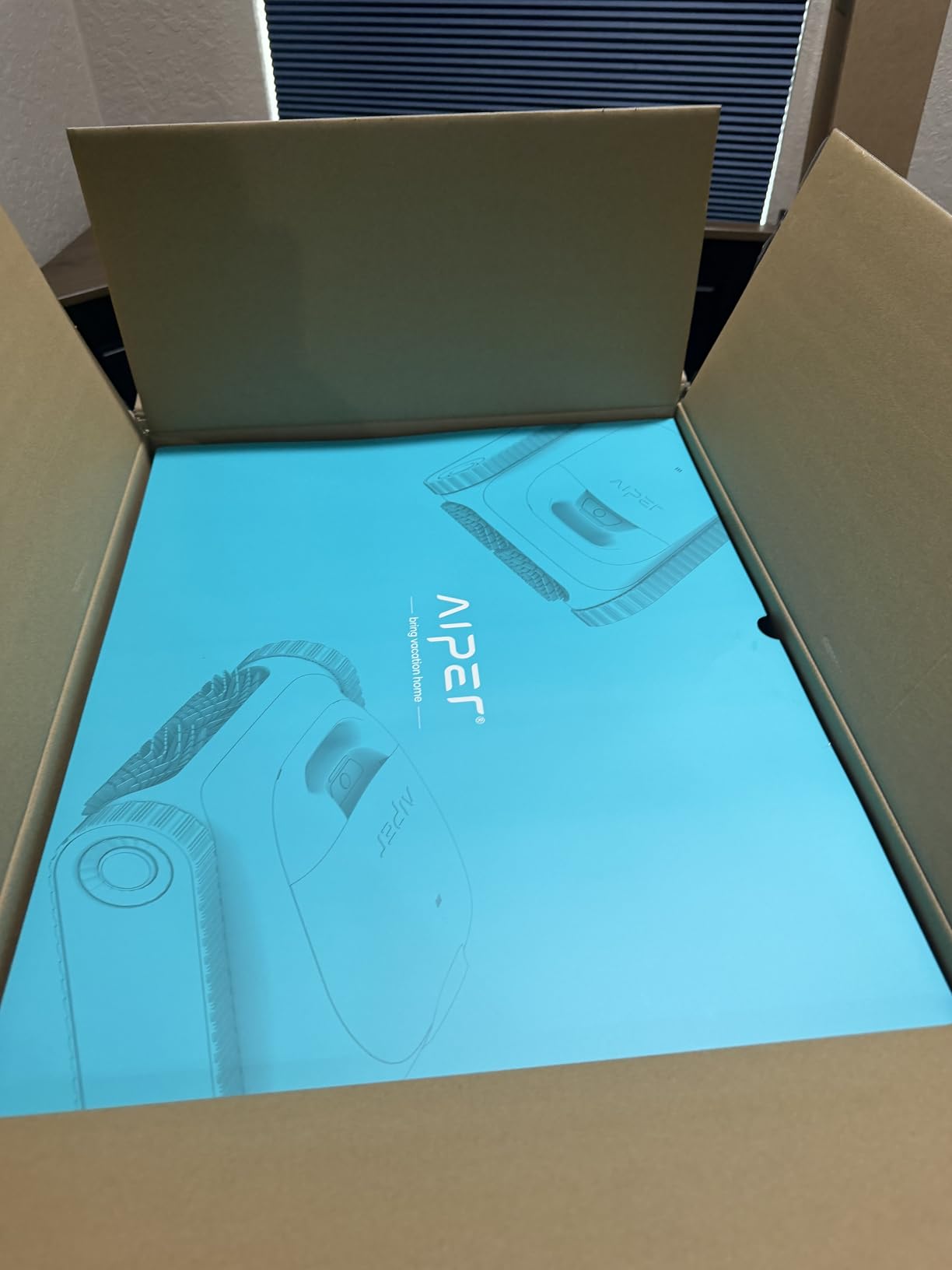 (2026 Upgrade) Aiper Scuba S1 Robotic Pool Cleaner, Wall & Waterline Cleaning, Dual Filtration, Extended 240-Min Battery Life, Smarter Navigation with High-Precision Sensors, App Support, OTA Upgrade customer photo 1