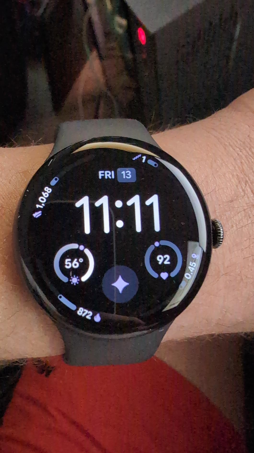 Google Pixel Watch 4 (41mm) - Android Smartwatch with Heart Rate and Sleep Tracking - 30-Hour Battery - Fitness Tracking - Google AI - Polished Silver Aluminum Case - Porcelain Active Band - Wi-Fi customer photo 1
